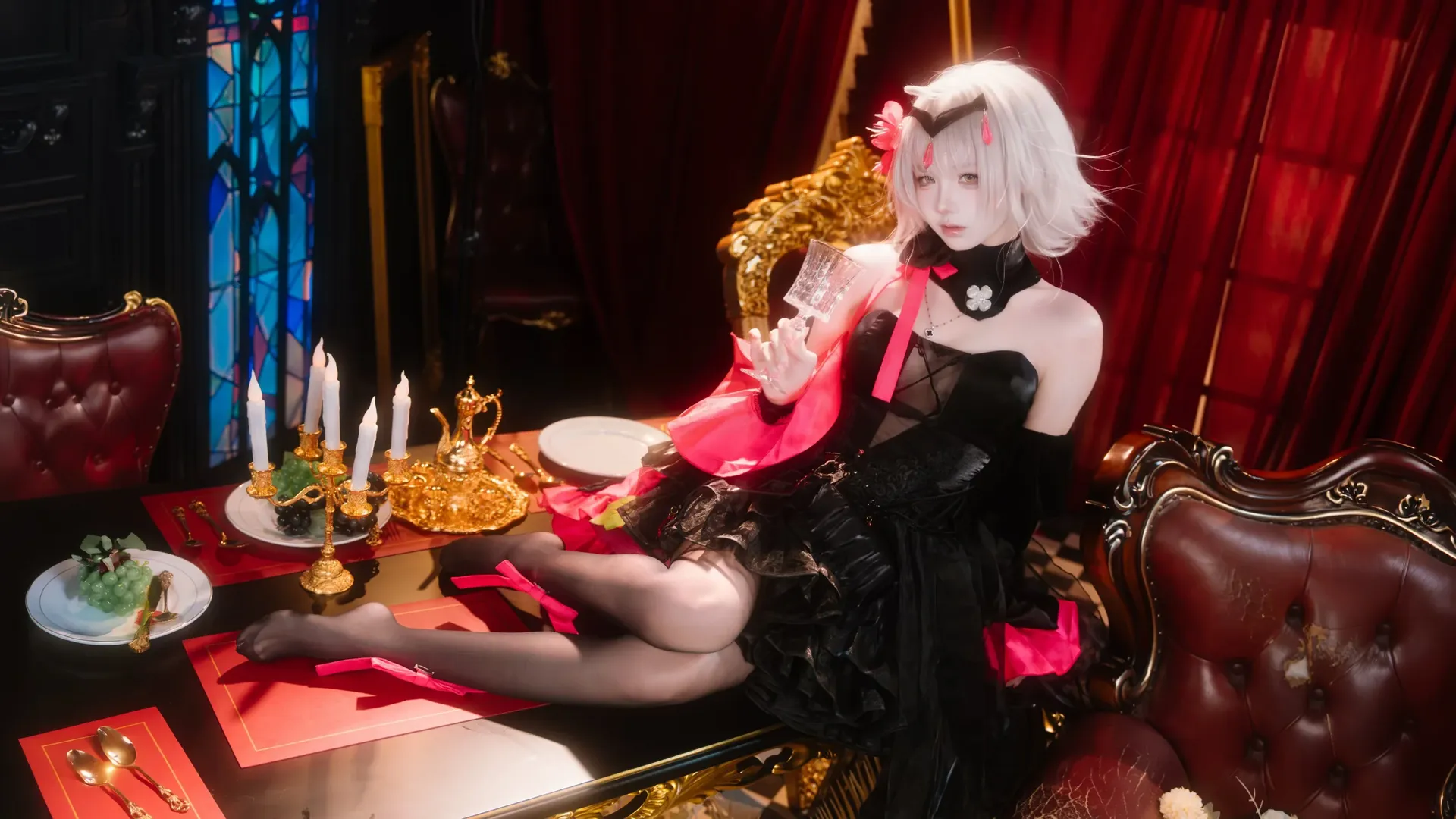 Fate/Grand Order, 二次元コスプレ, ジャンヌ・ダルク（オルタ）コスプレ, 黒タイツ コーデ, ゴシック風写真 - 1枚目