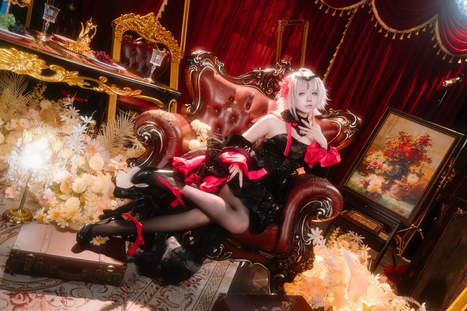 Fate/Grand Order, 二次元コスプレ, ジャンヌ・ダルク（オルタ）コスプレ, 黒タイツ コーデ, ゴシック風写真 - 3枚目