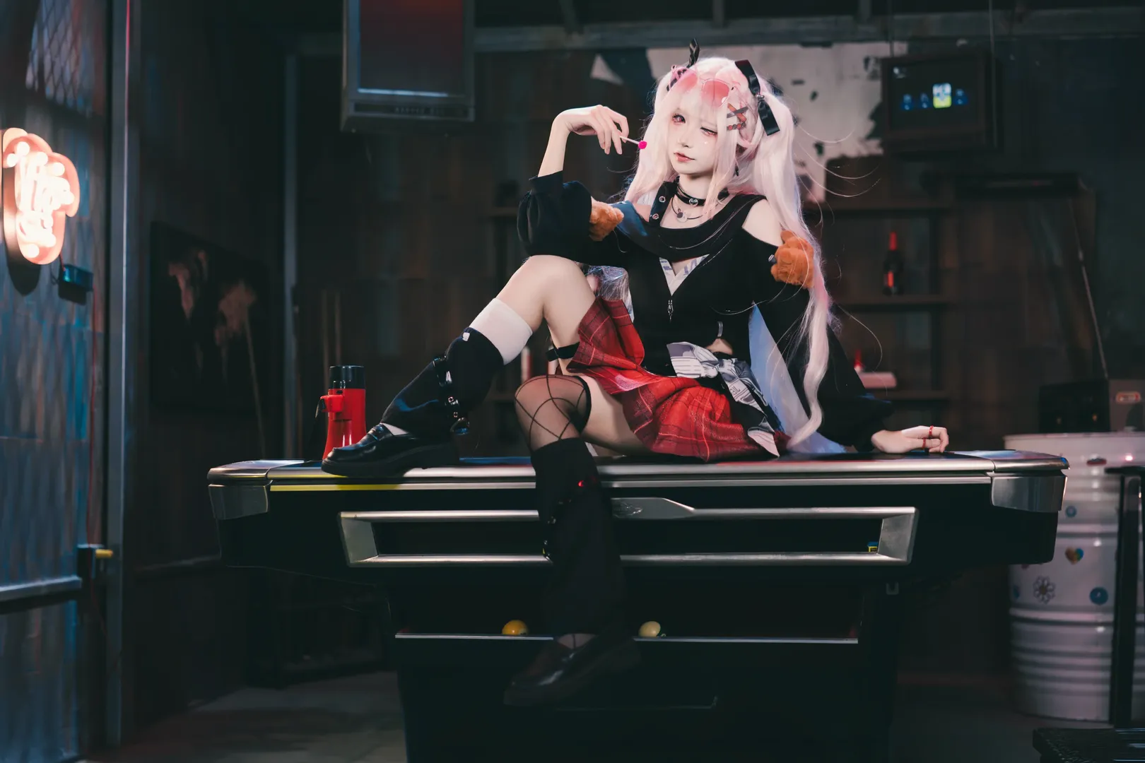 二次元摄影, 崩坏星穹铁道, 火花cos, cosplay穿搭, 机车台球室场景 - 第3张