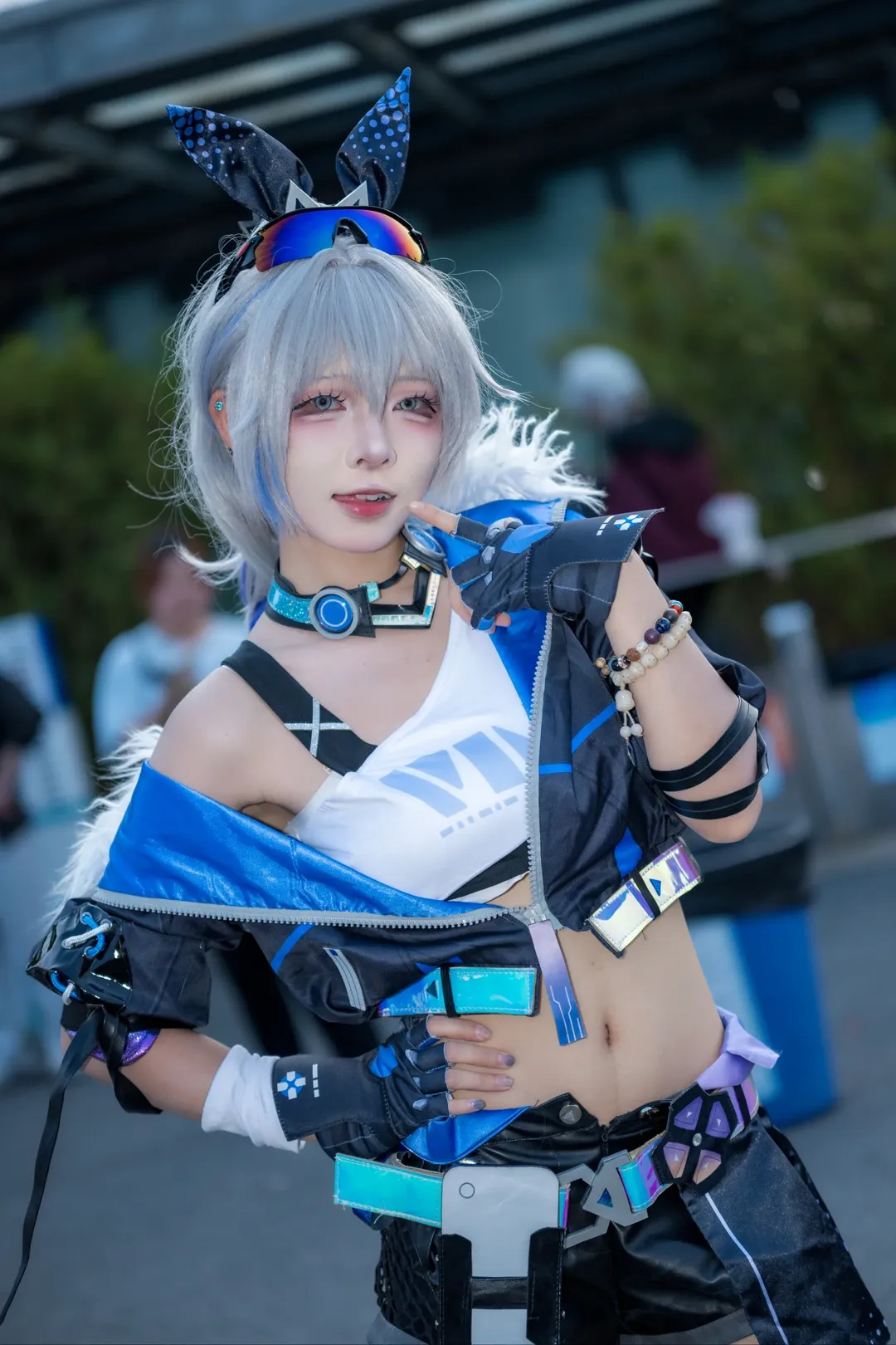 Honkai: Star Rail, Convention photos, Silver Wolf cosplay, Cosplay outfit, Cyberpunk style