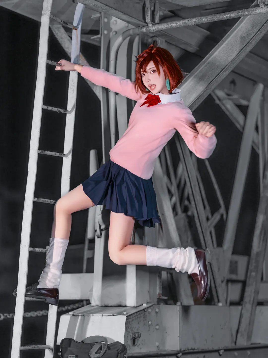 綾瀨桃cos, 膽大黨, 鸚鵡島攝影, 工業風cosplay, 粉色毛衣搭配 - 第5張