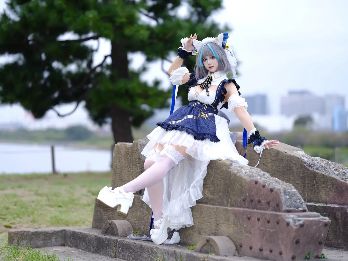 チェシャー コスプレ, お台場コスプレ, 日本の二次元撮影, 青色メイド服コスプレ, 重巡洋艦ロケ撮影 - 2枚目