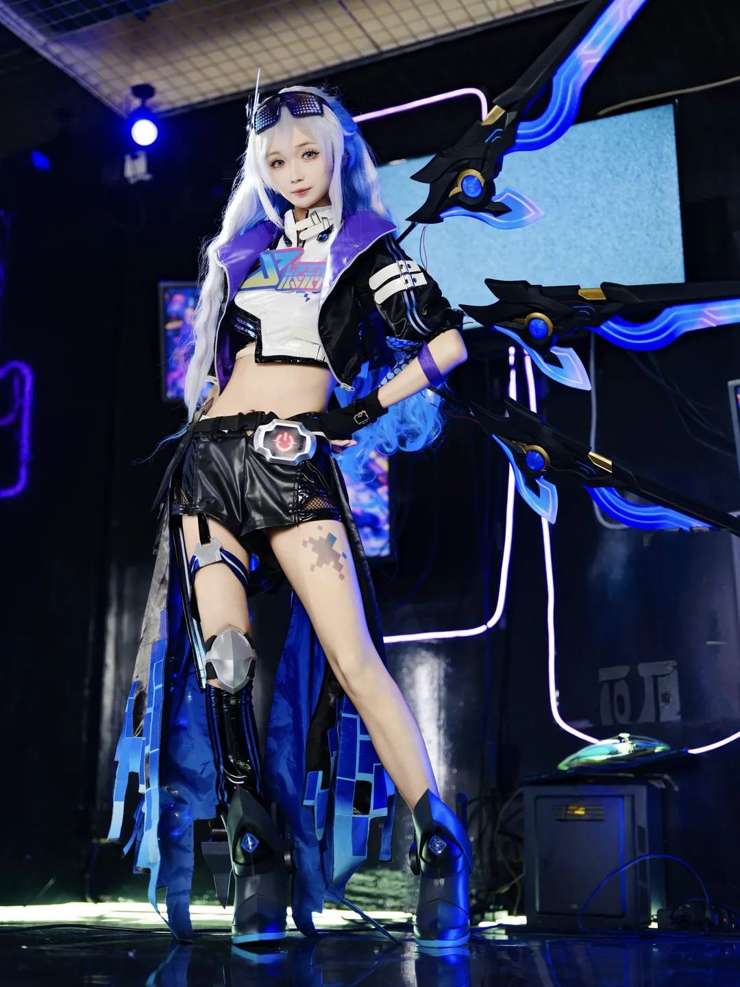Honkai: Star Rail, Silver Wolf cosplay, Cosplay props, Cyberpunk outfit, Silver Wolf LV.999