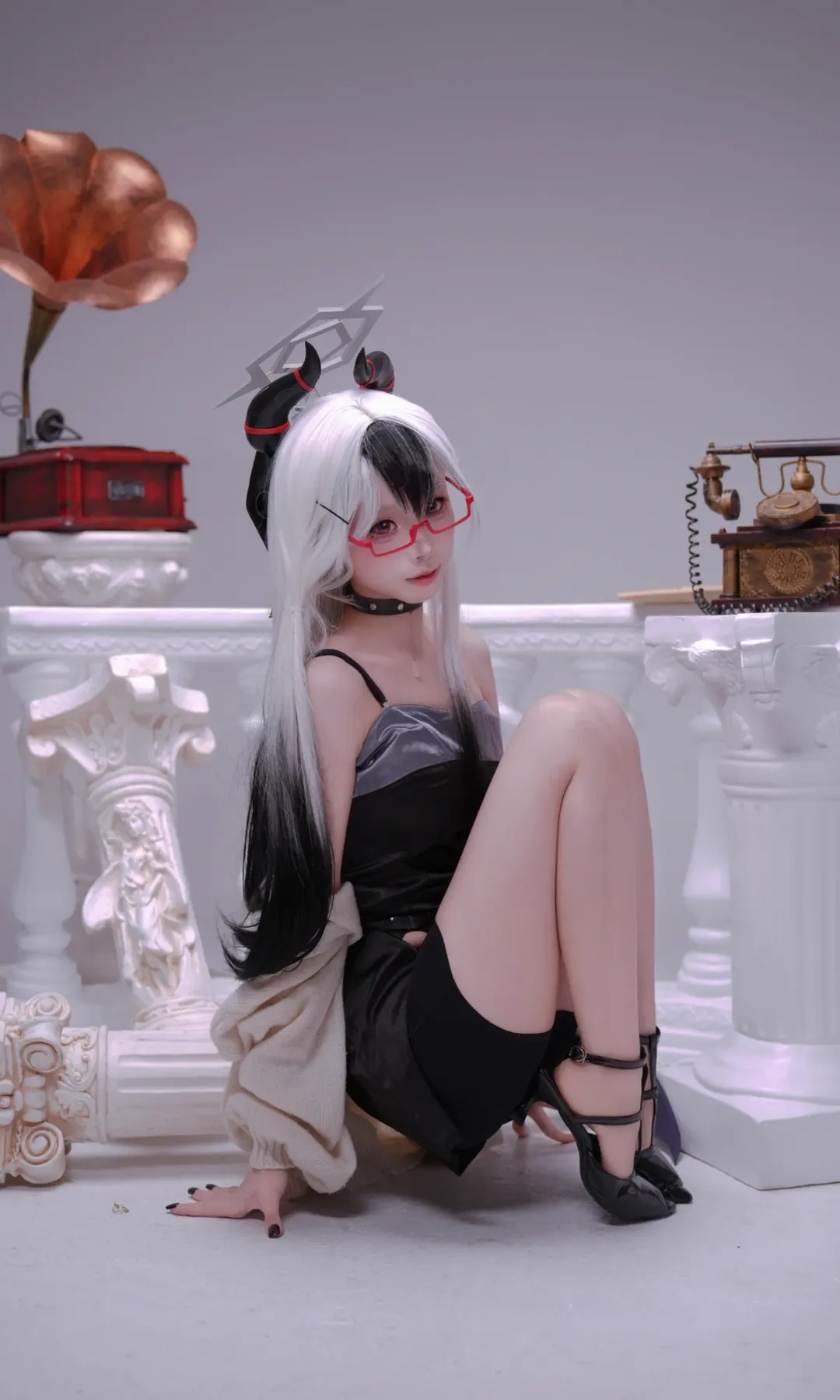 ブルーアーカイブ, コスプレコーディネート, カヨココスプレ, 写真撮影, レトロなスタイリング