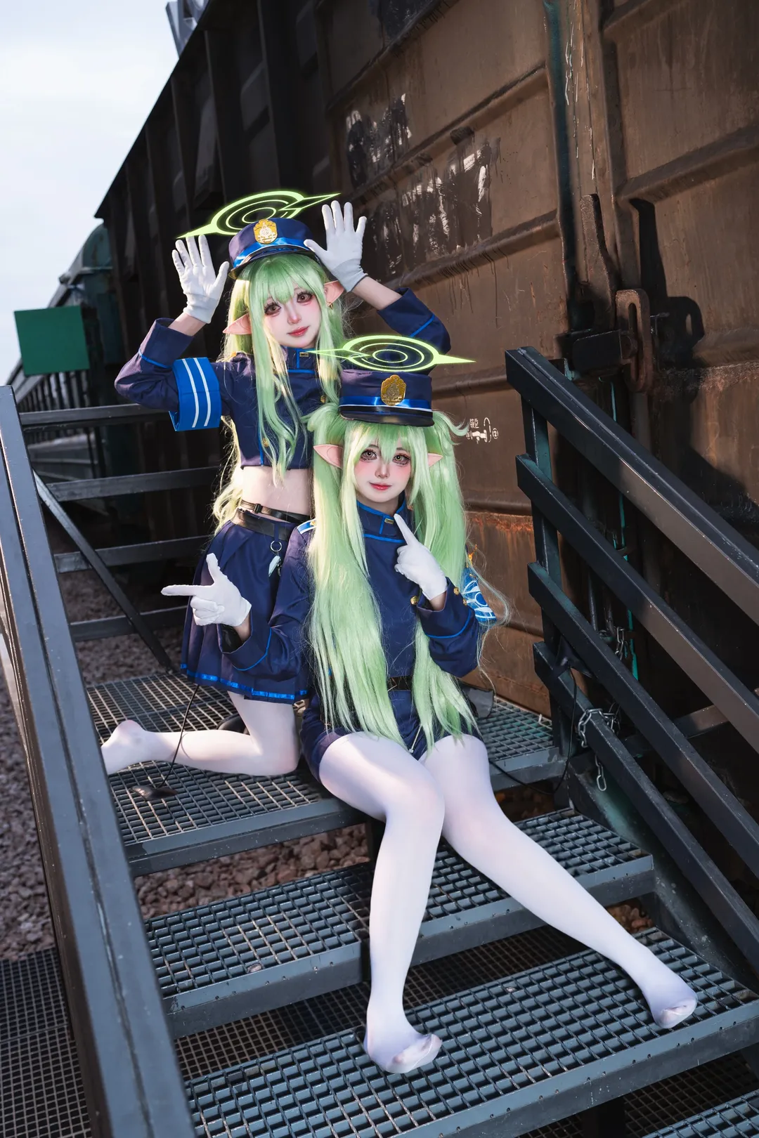 ブルーアーカイブ, コスプレ撮影, 橘ヒカリ・橘ノゾミコスプレ, 白タイツ制服, ハイランド双子 - 2枚目
