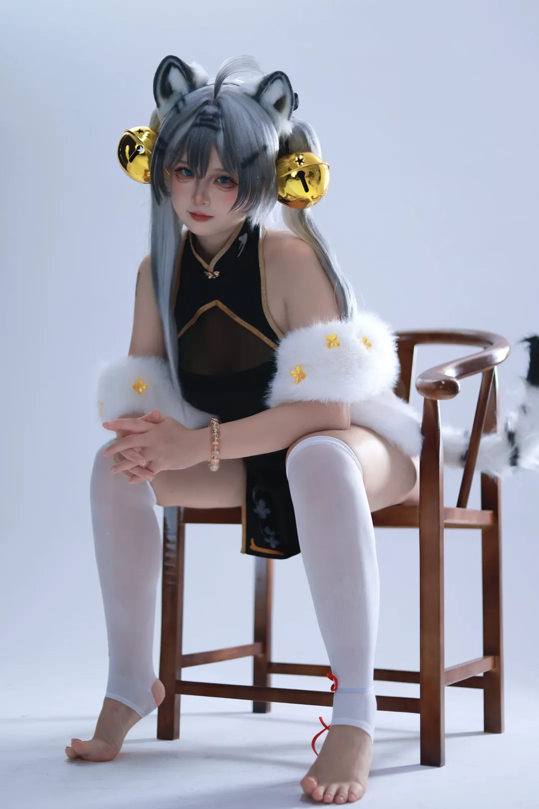 二次元コスプレ, 白虎娘 コスプレ, 獣耳娘, スタジオ撮影, 黒いチャイナドレス - 2枚目