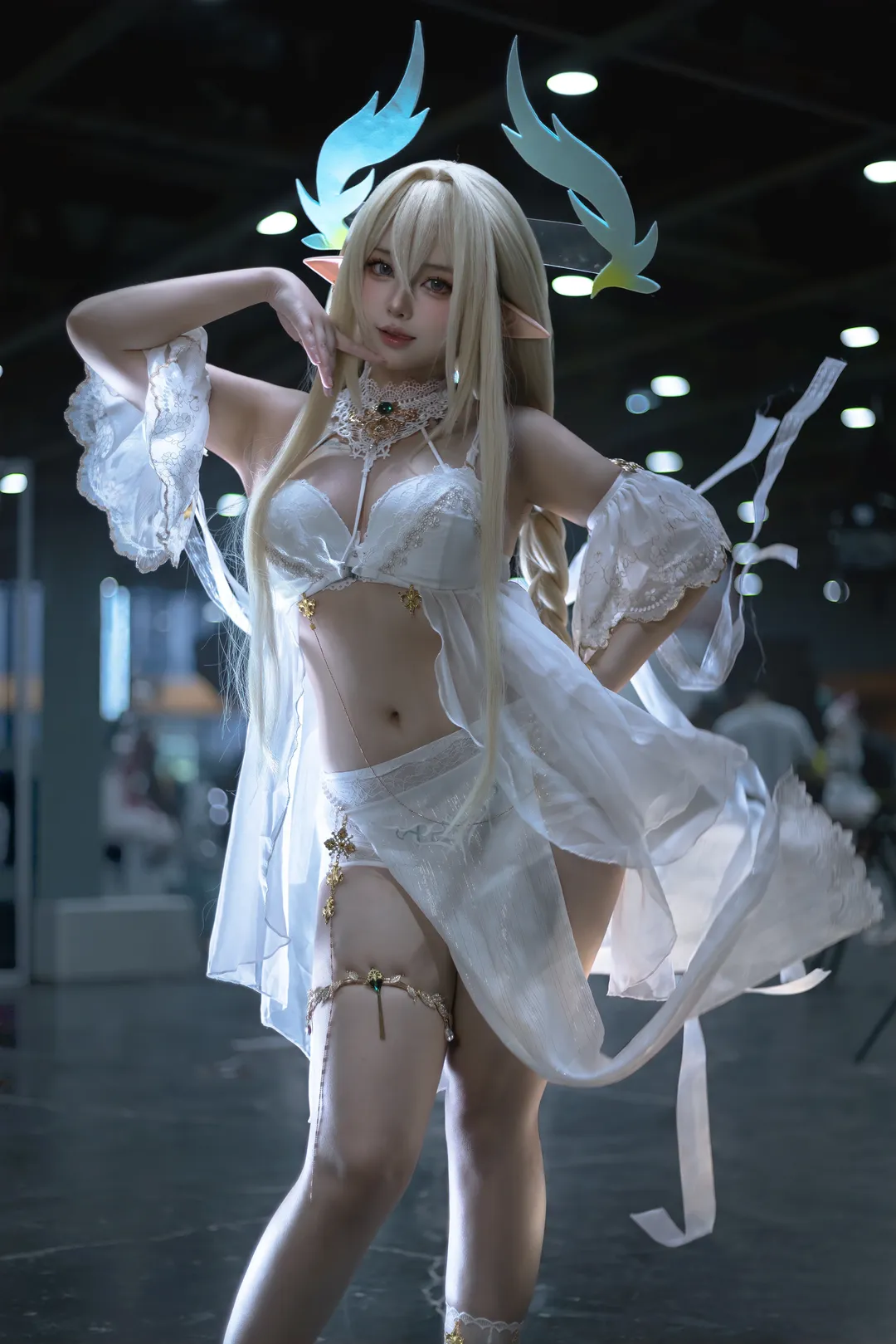 二次元撮影, アズールレーン, イベント写真, 金獅子 コスプレ, エルフキャラクターのコーデ