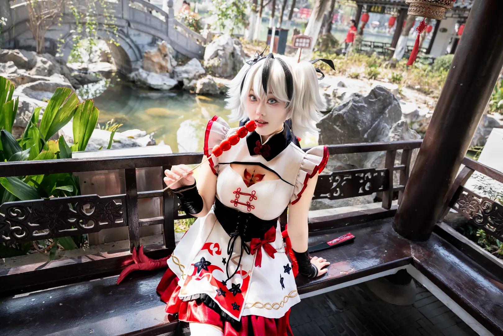 鳴潮, 二次元メイク, コスプレ撮影, ツバキコスプレ, 中国風庭園 - 1枚目