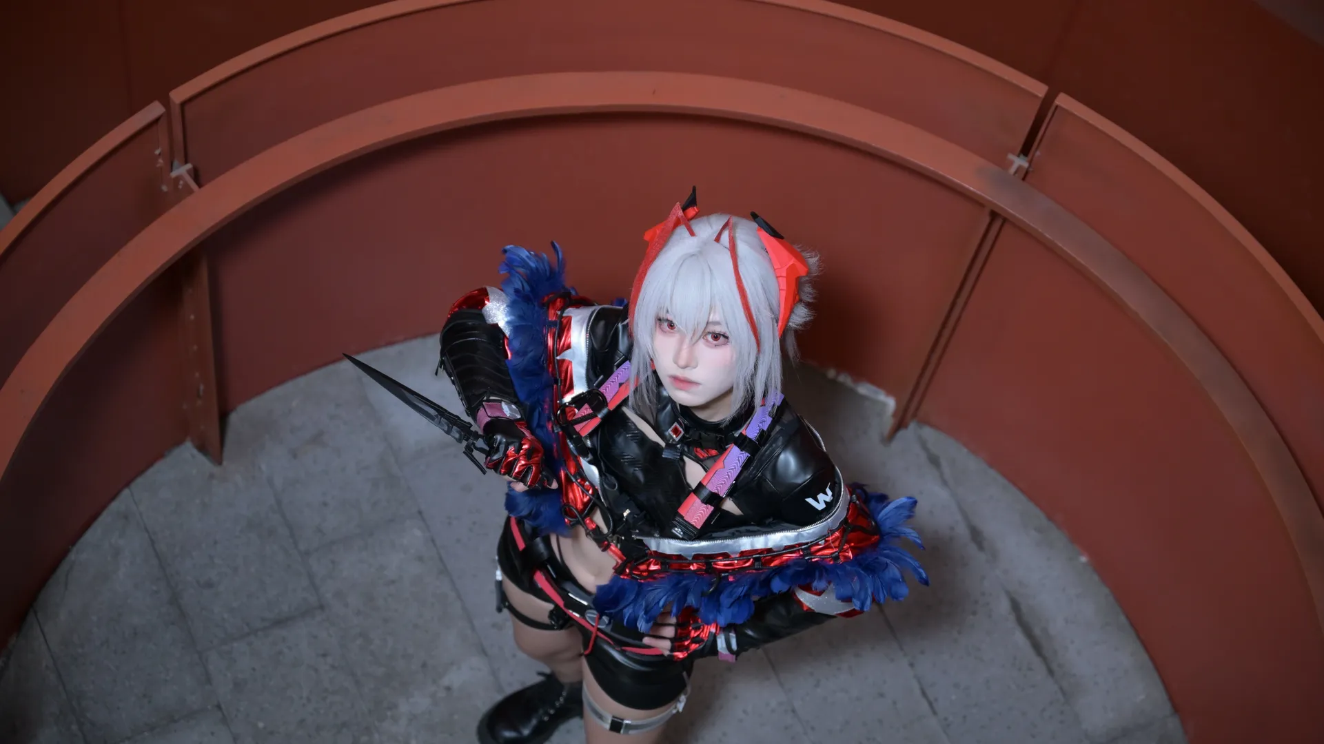 cosplay摄影, 银发红瞳, 麦小雯cos, 三角洲, 战术装备cos - 第6张