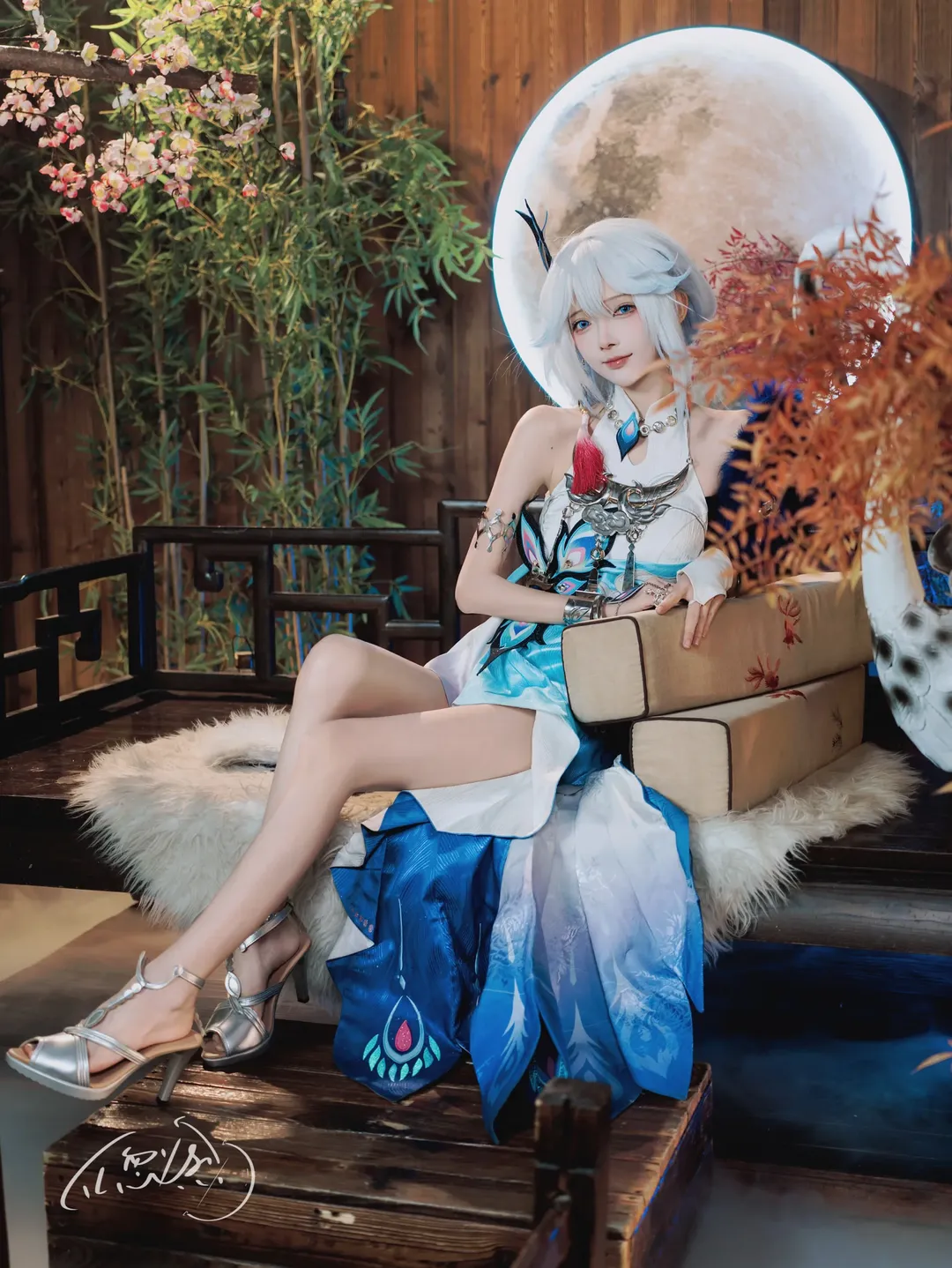 Honkai: Star Rail, Yao Guang cosplay, Silver-white hair, traditional style, Xianzhou character, High-slit skirt - Image 5