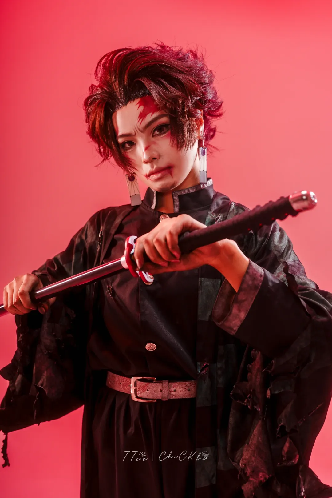 白棚拍摄, 鬼灭之刃, 炭治郎cos, 战损妆容, 日漫cosplay - 第2张