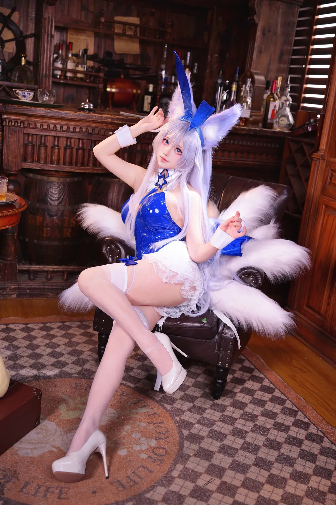 二次元摄影, 碧蓝航线, cosplay正片, 信浓cos, 复古吧台写真 - 第5张