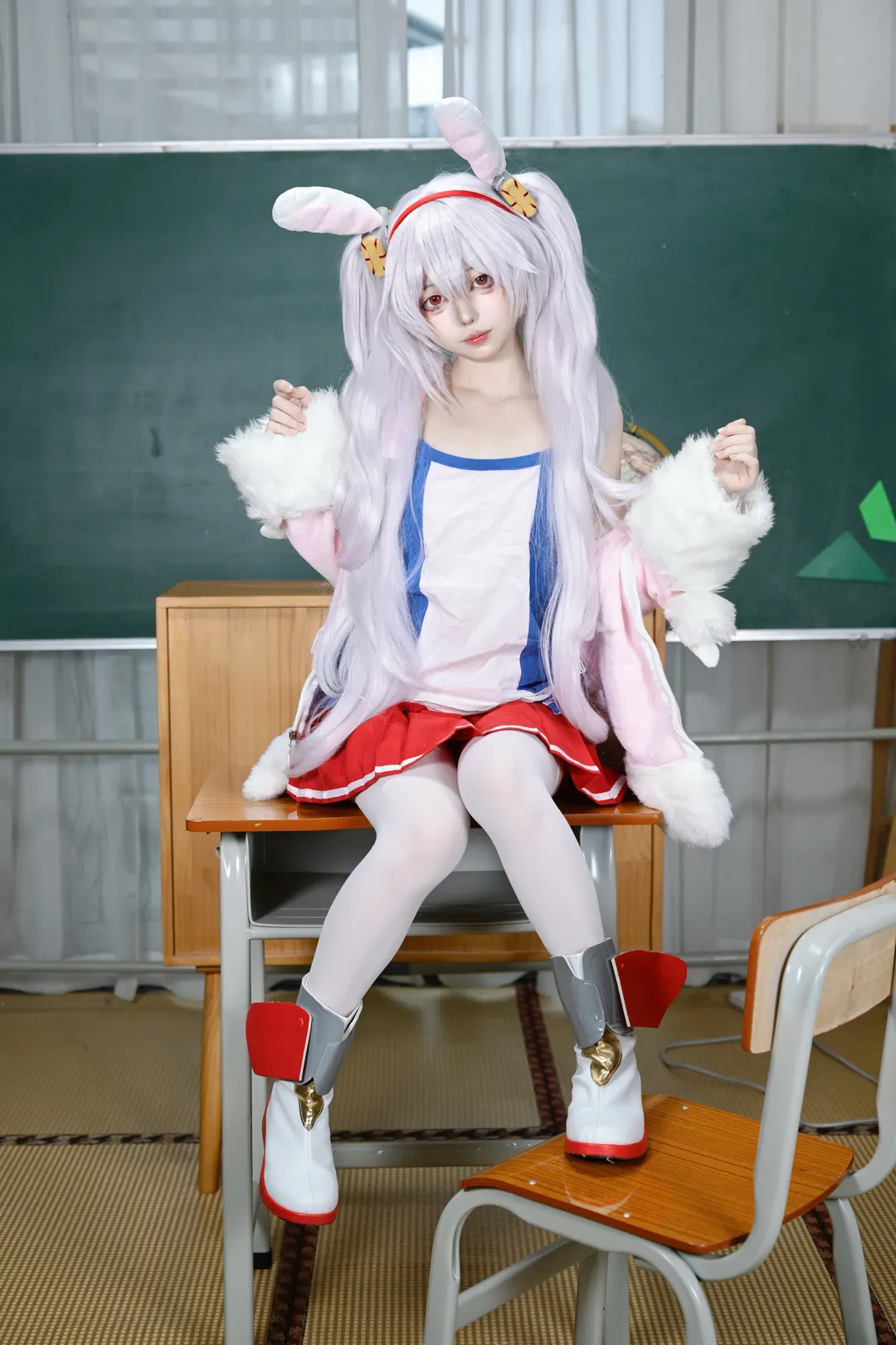 cosplay, Azur Lane, Laffey cosplay, Classroom photo, Three elements of portrait photography - Image 3