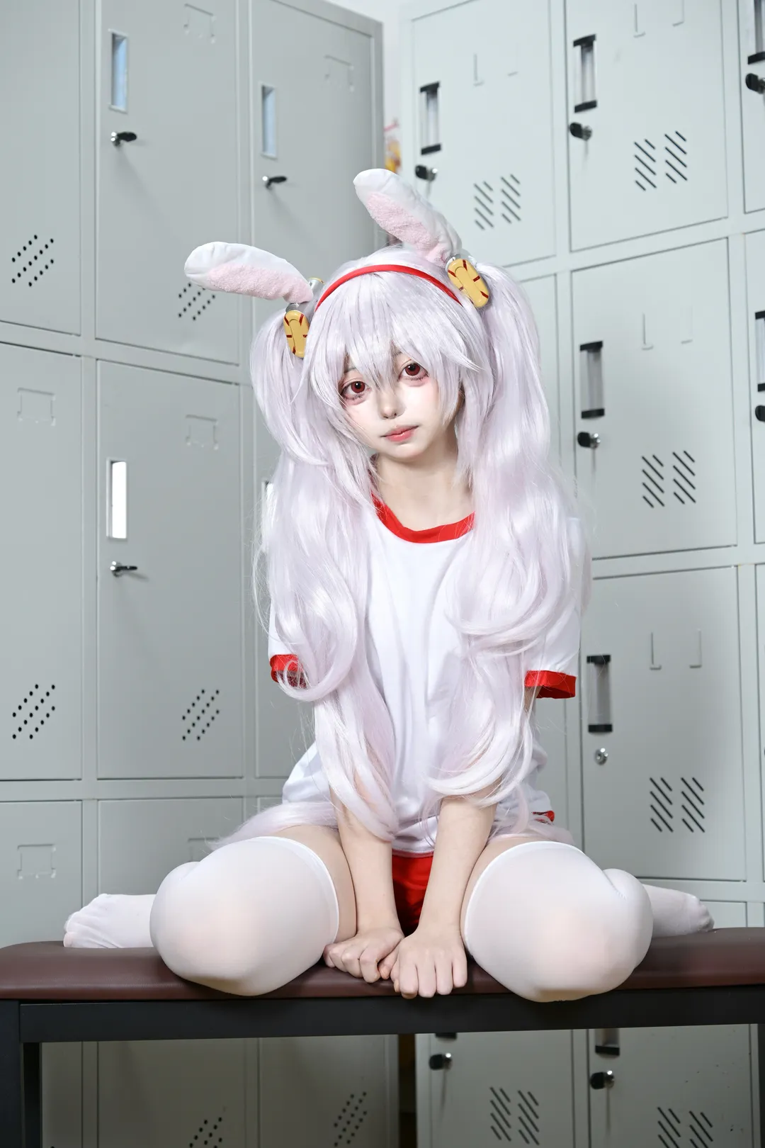 碧蓝航线, 拉菲cos, cosplay正片, 体操服, 白丝兔耳 - 第1张