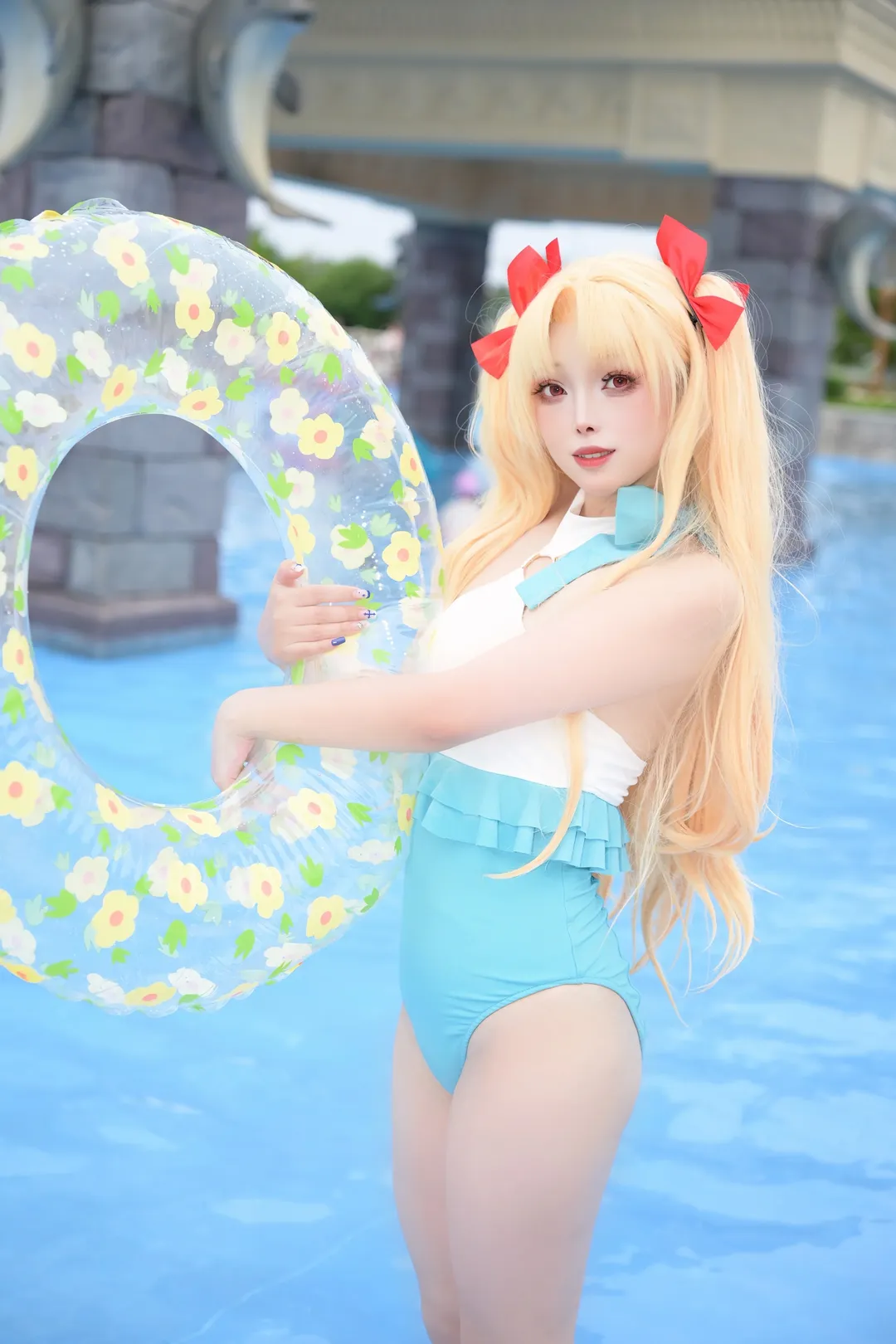 Fate/Grand Order, Poolside photoshoot, Eresh cosplay, 2D cosplay daily life, Water park photoshoot - Image 1