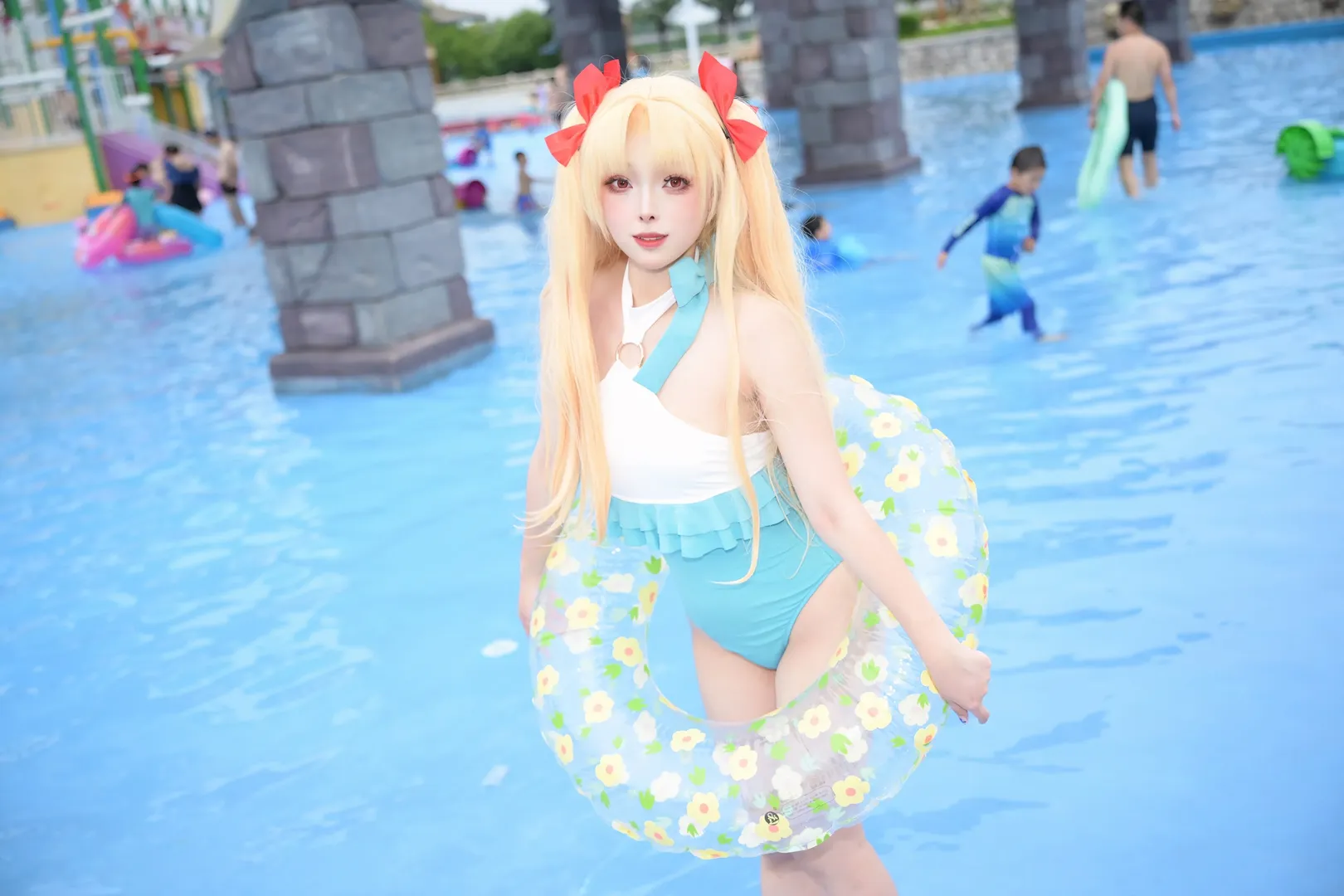 Fate/Grand Order, Poolside photoshoot, Eresh cosplay, 2D cosplay daily life, Water park photoshoot - Image 2