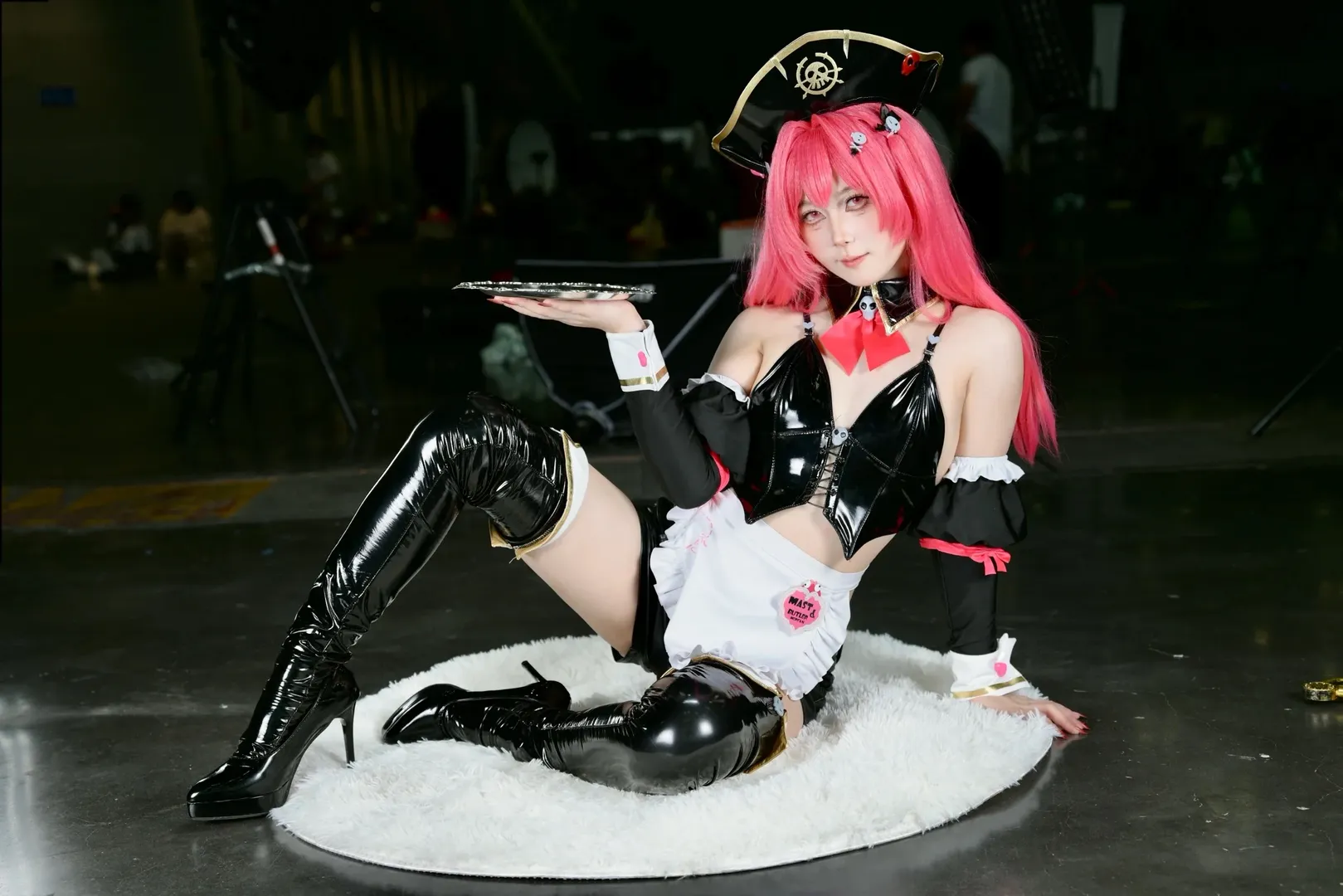 イベント写真, イベント写真, マスター コスプレ, エナメルコーデ, 勝利の女神:NIKKE - 1枚目