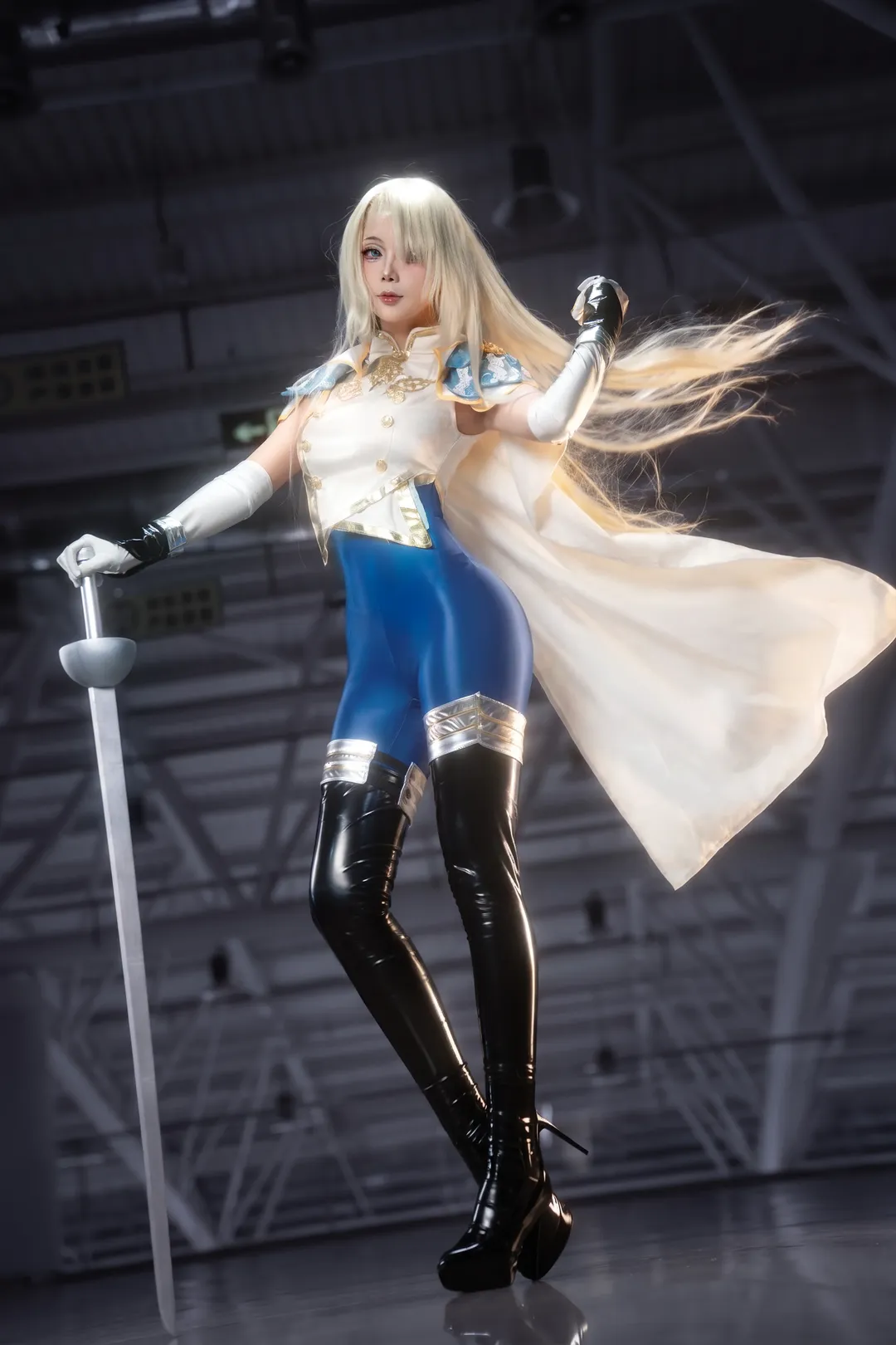 漫展返图, cosplay穿搭, 棕色尘埃2, 威廉明娜cos, 高跟过膝靴 - 第1张