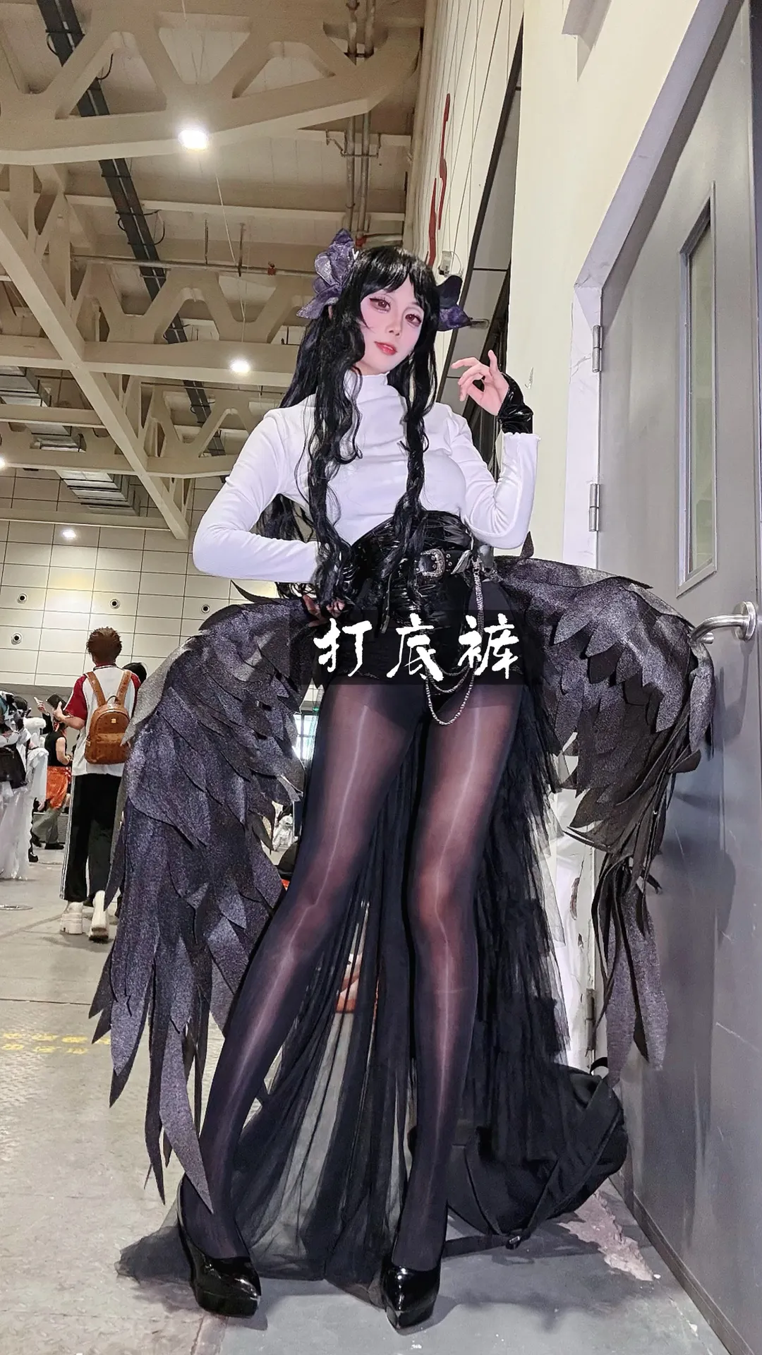 漫展返图, 二次元cosplay, 暗黑风格, 棕色尘埃, 卢克雷齐亚cos - 第3张