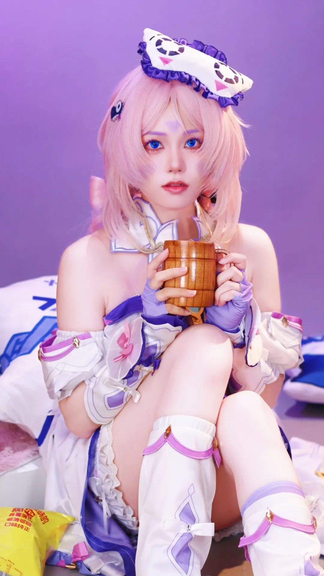 Genshin Impact, Citlali cosplay, Cosplay photography, Home style, Pink hair - Image 4
