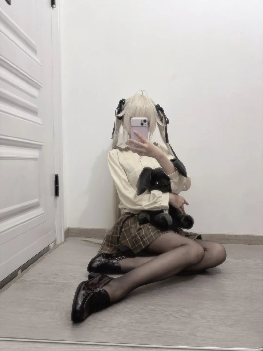 春日野穹コスプレ, 二次元日常, 旧制服, 黒とグレーのタイツコーデ, おうちフォト - 2枚目