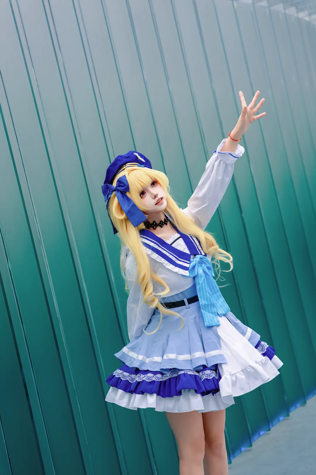 菲比cos, 鸣潮, 二次元cosplay, 户外人像, 水手服穿搭 - 第3张