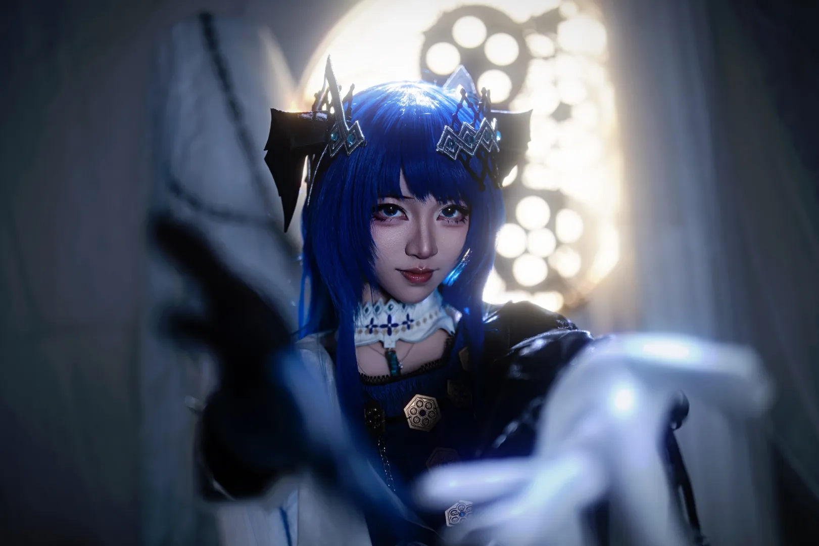明日方舟, cosplay摄影, 莫斯提马cos, 幻语乐痕, 哥特风妆容 - 第1张