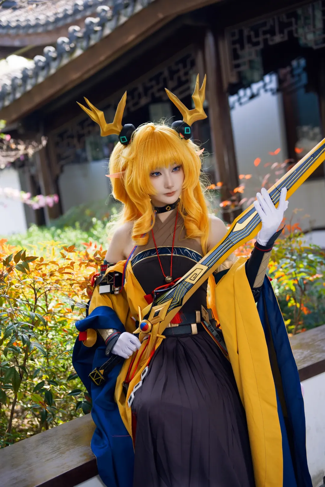 明日方舟, cosplay摄影, 中式庭院, 春日外景, 司霆惊蛰cos - 第2张
