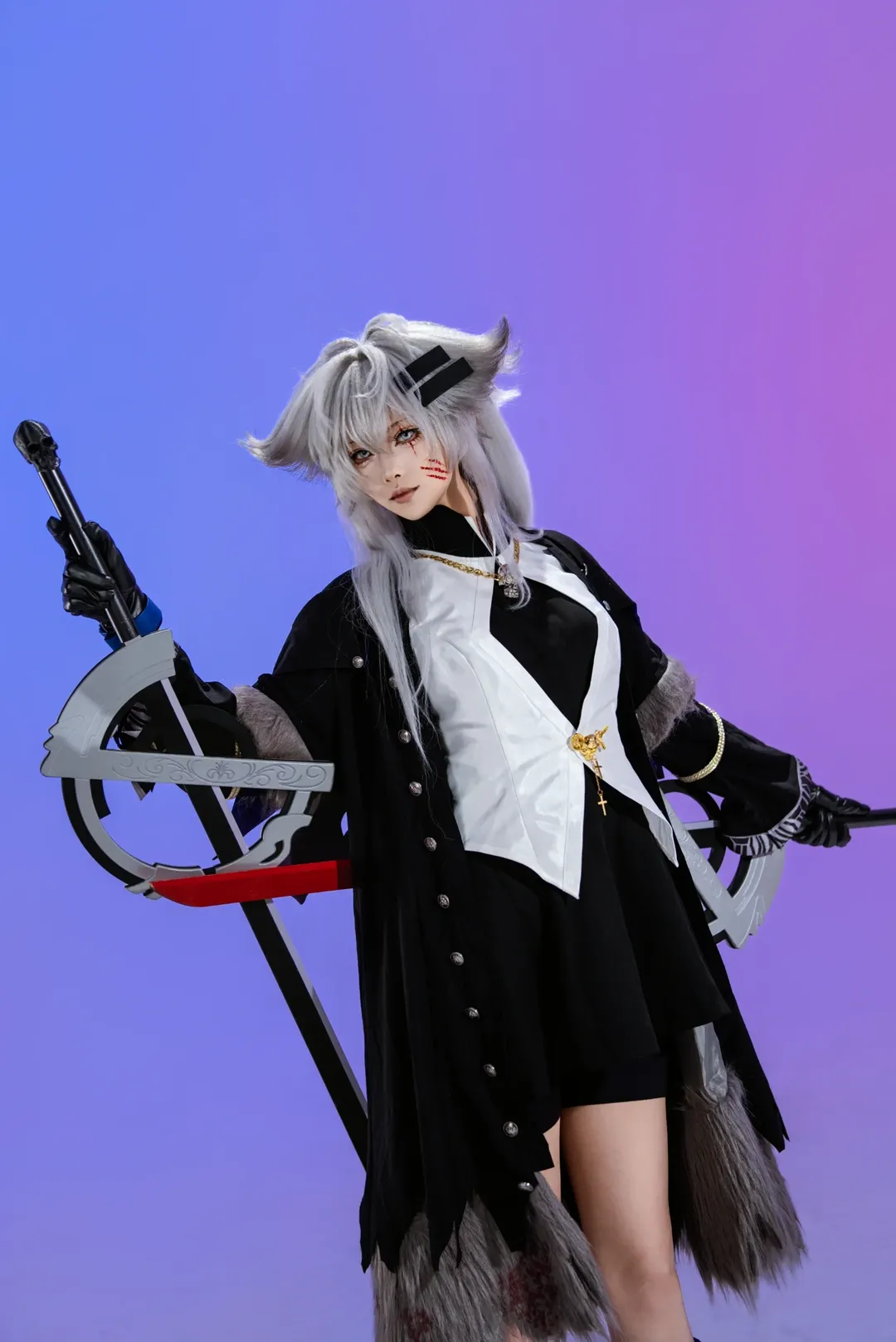 Arknights, Lappland cosplay, Cosplay photography, Studio portrait, Faithful costume reproduction - Image 4