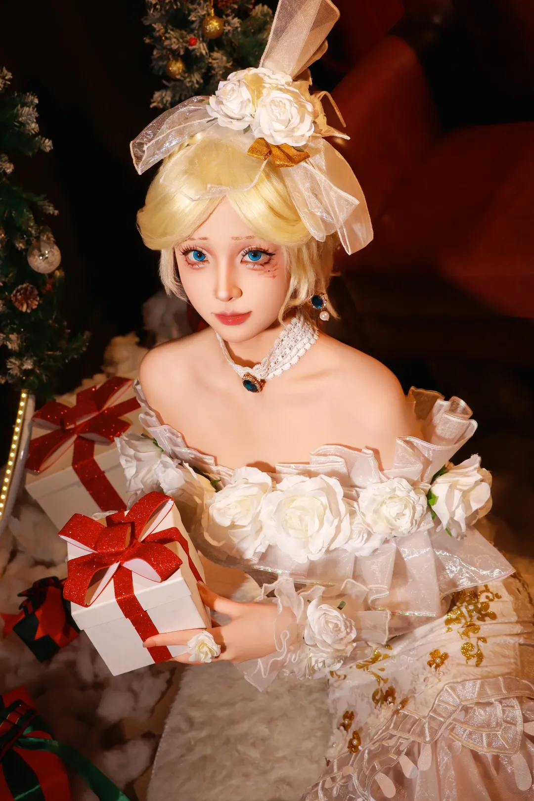 第五人格, 调香师cos, cosplay摄影, 圣诞主题摄影, 白色礼服cos - 第1张