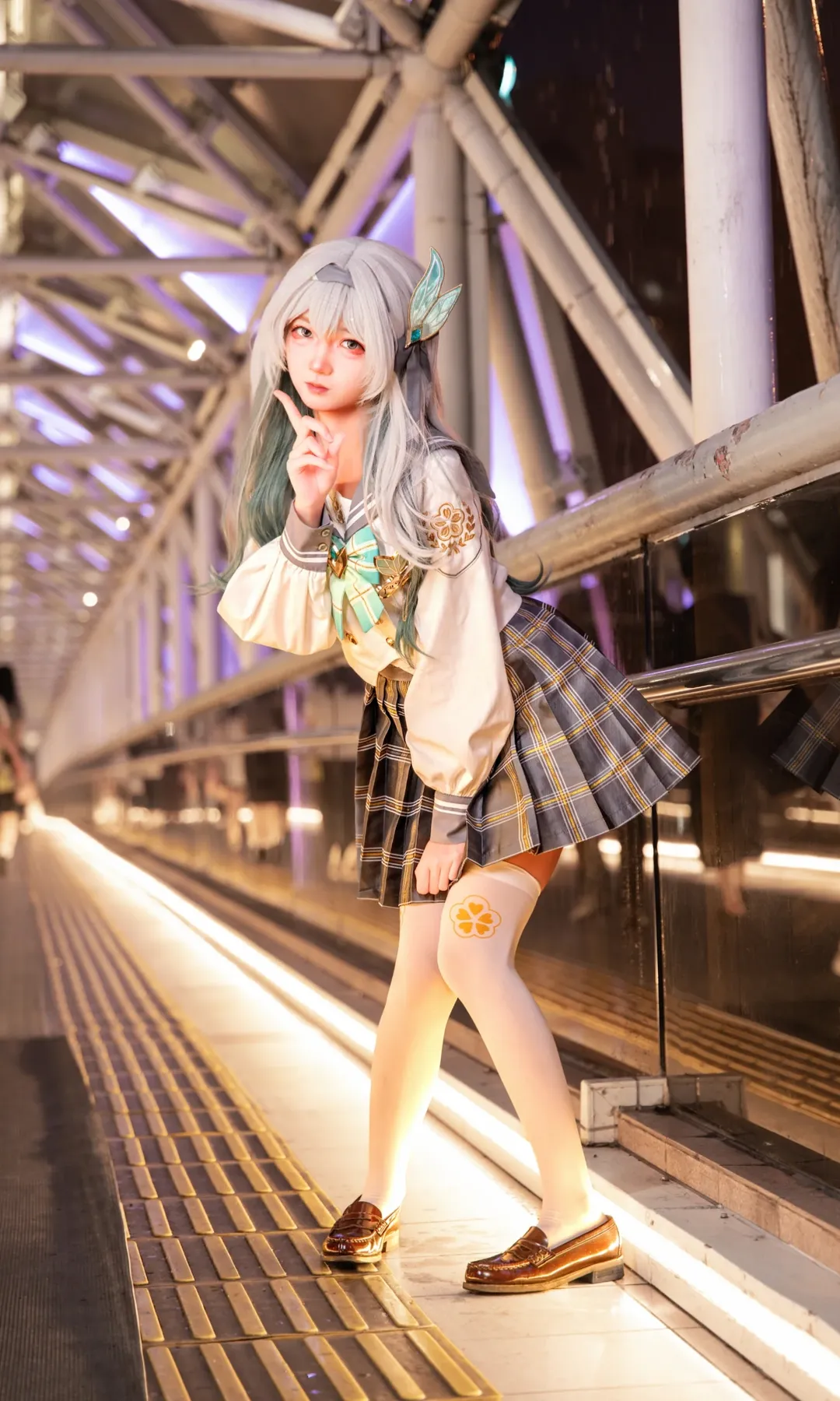 崩坏星穹铁道, 流萤cos, 二次元cosplay, 春日手信, JK制服摄影 - 第3张