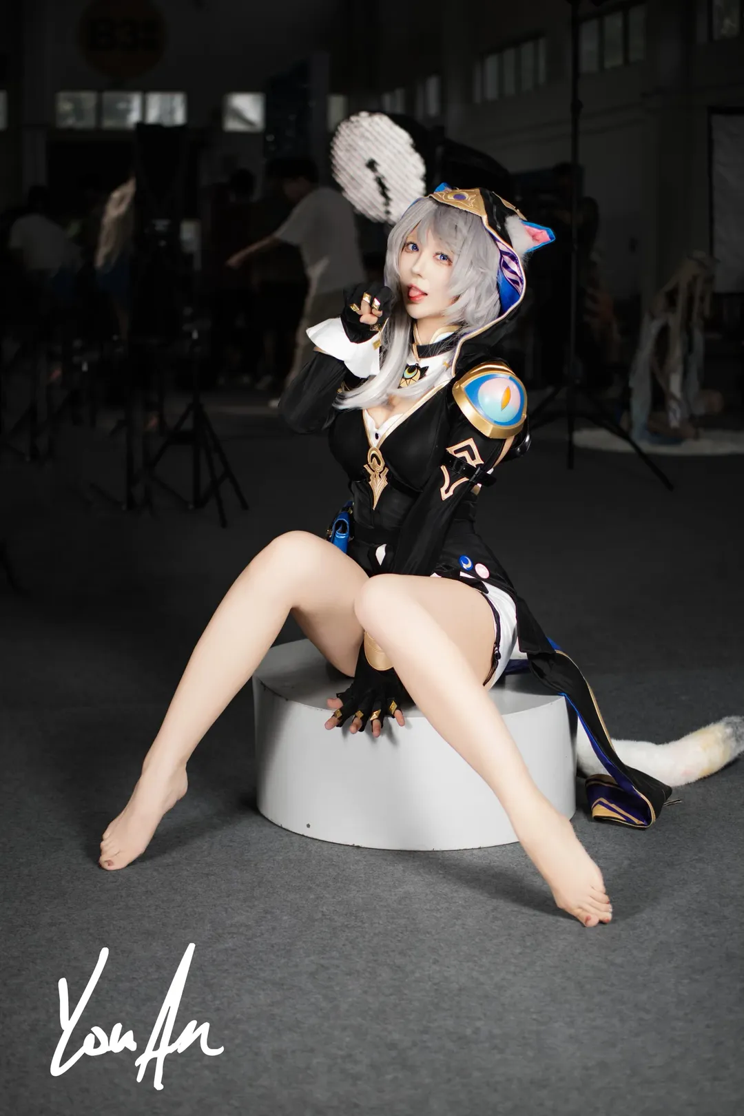 Cifera Cosplay, Honkai: Star Rail, Convention photos, Catgirl cosplay, Barefoot photoshoot