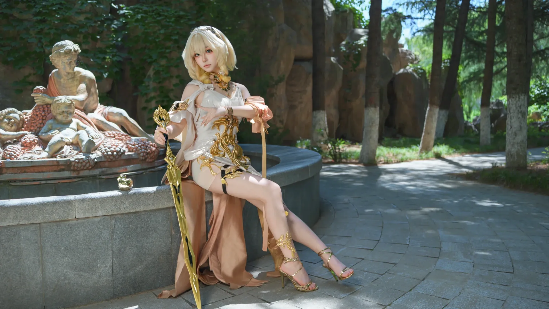 アグライア コスプレ, 崩壊：スターレイル, 屋外コスプレ, 黄金裔, コスプレイヤーの日常 - 1枚目