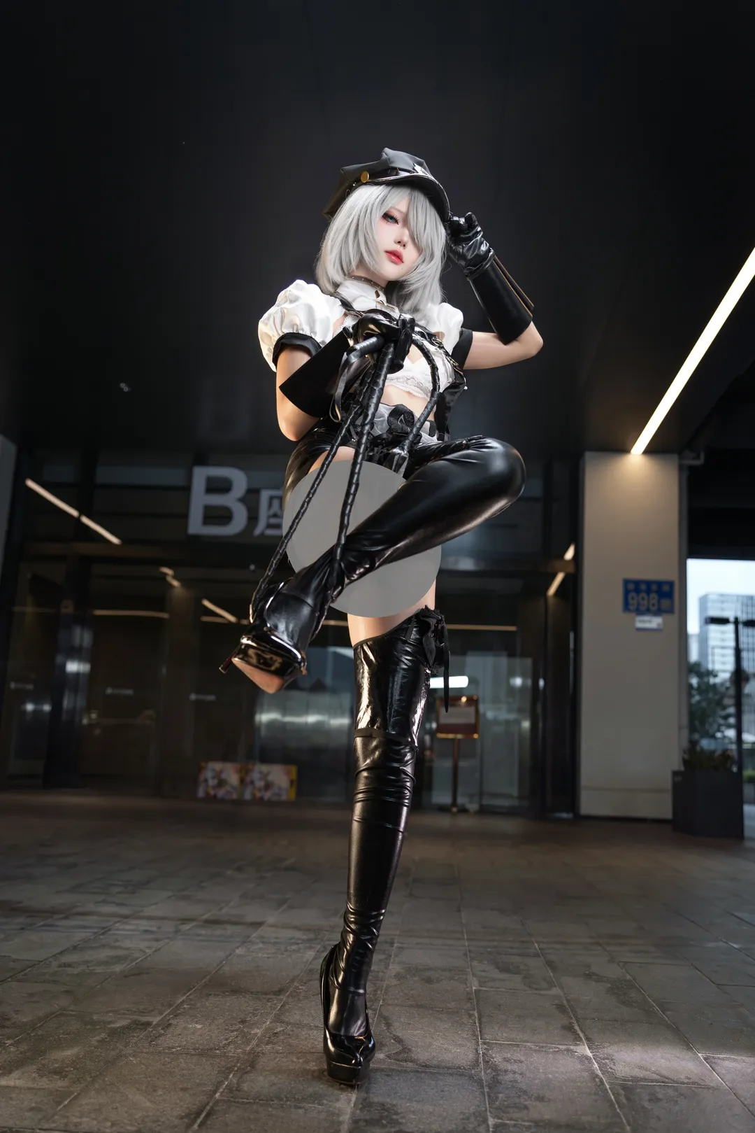 二次元cosplay, 尼尔机械纪元, 广州萤火虫漫展, 2Bcos, 漆皮长靴