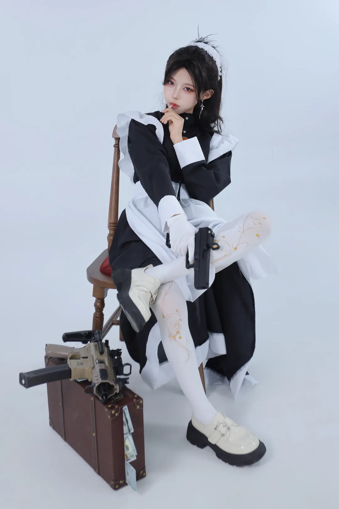 メイド服, コスプレ撮影, 二次元ファッション, スタジオ撮影, 武装メイドコスプレ