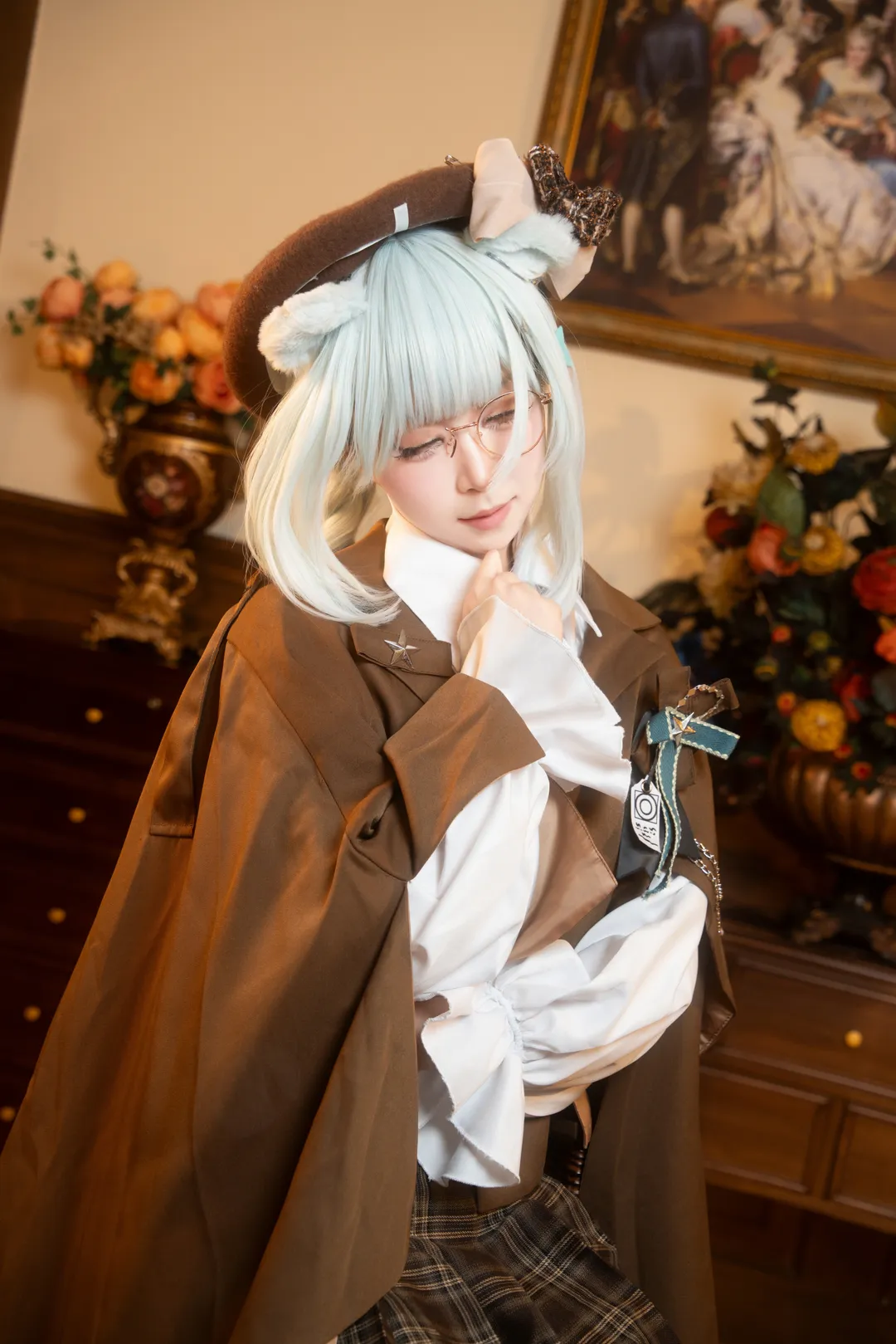 Arknights, Anime-style fashion, Arknights cosplay, Retro style photography, Istina cosplay - Image 9