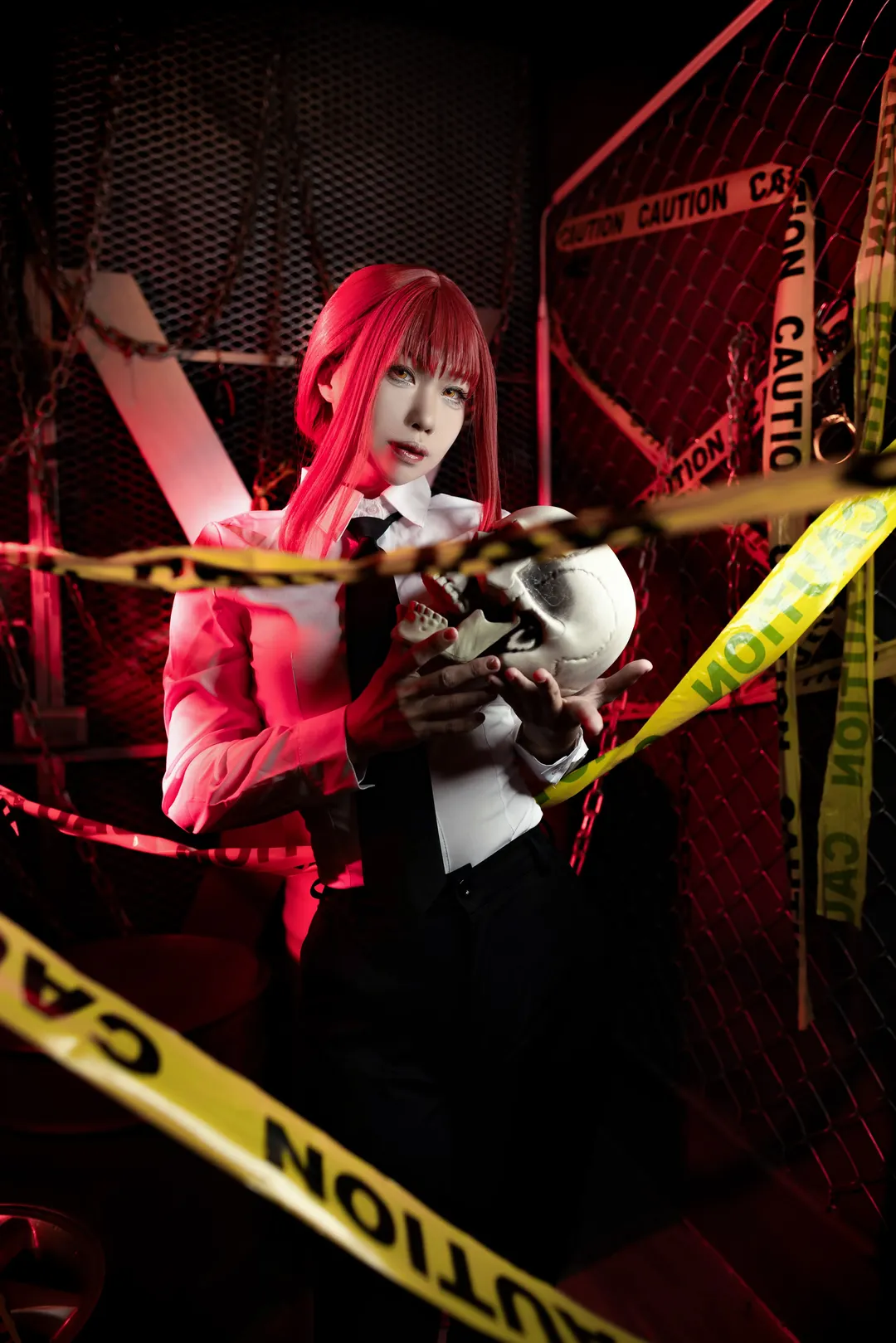 氛圍感攝影, cosplay日常, 紅髮造型, 瑪奇瑪cos, 鏈鋸人 - 第2張