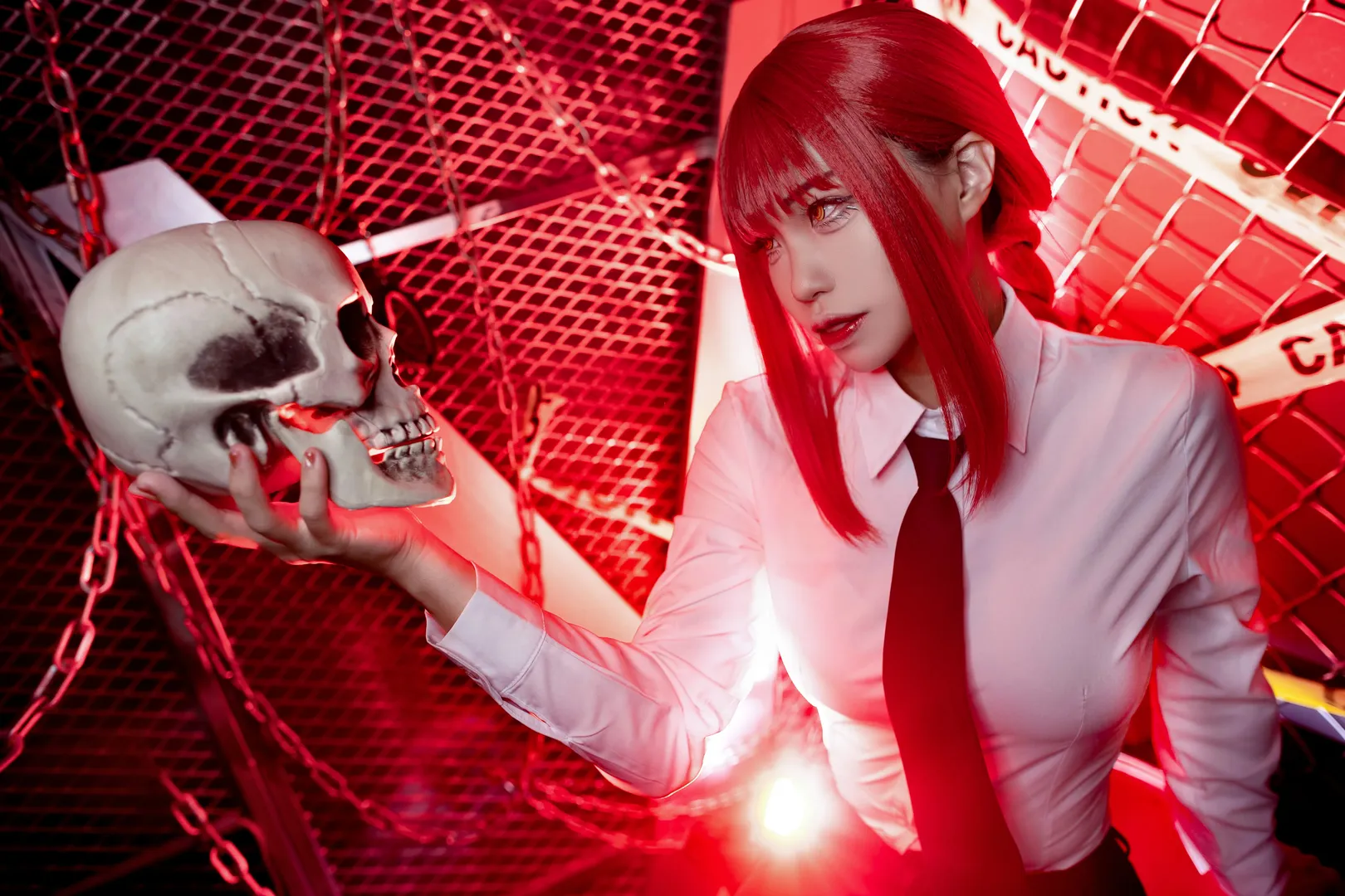 氛圍感攝影, cosplay日常, 紅髮造型, 瑪奇瑪cos, 鏈鋸人 - 第4張