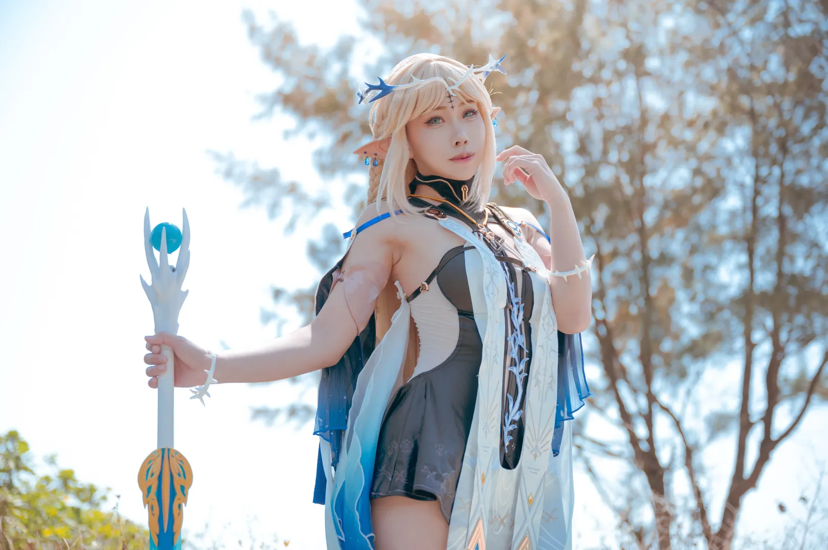 鳴潮, カルテジア コスプレ, アウトドア撮影, エルフ コスプレ, 海辺の雰囲気 - 2枚目