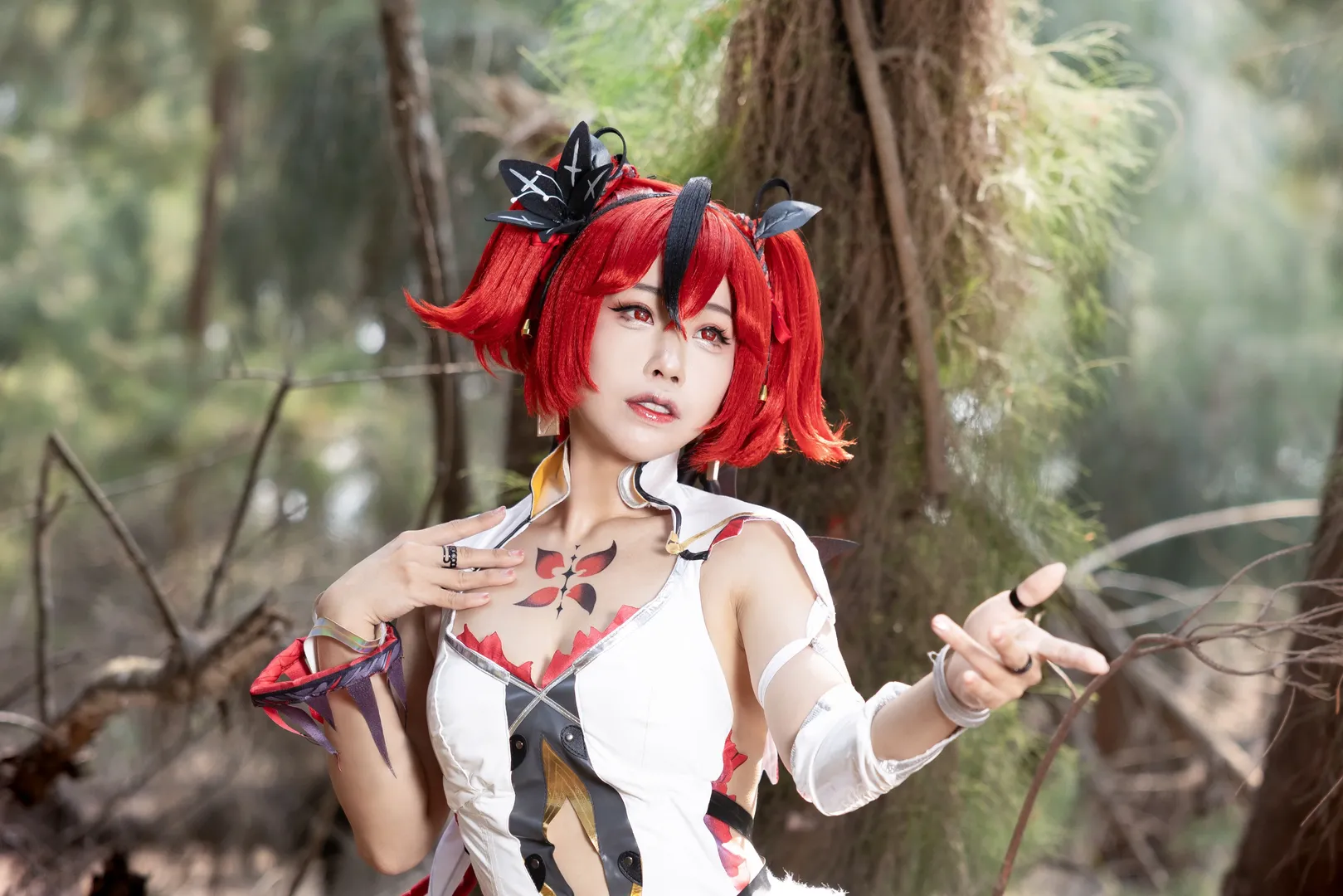 鸣潮, 户外摄影, 二次元cosplay, 椿cos, 红发少女 - 第11张