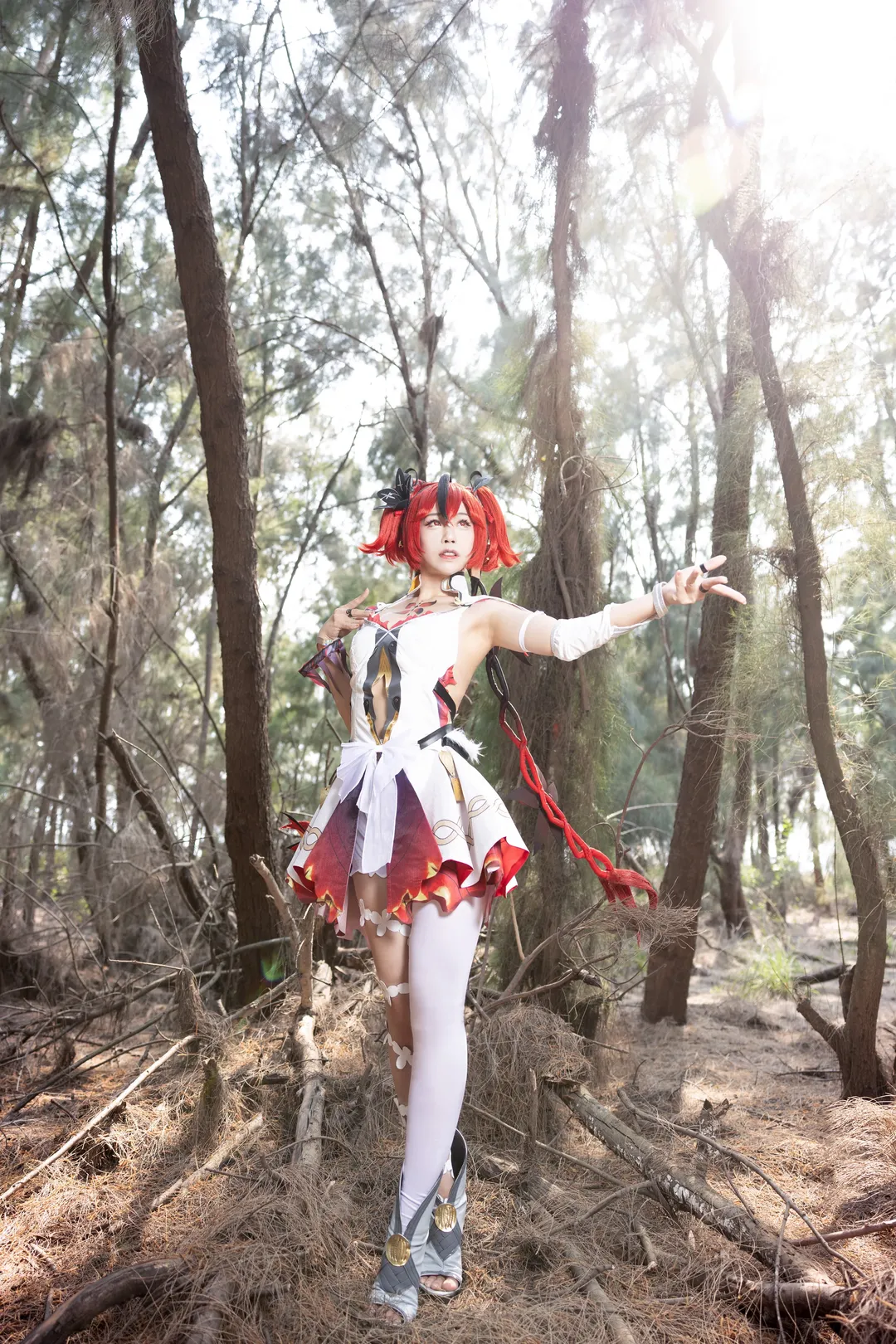 鸣潮, 户外摄影, 二次元cosplay, 椿cos, 红发少女 - 第2张