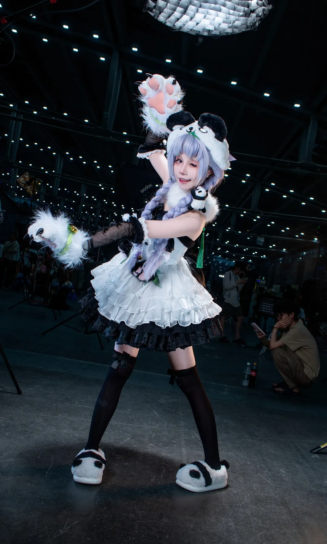 NARAKA: BLADEPOINT, イベント写真, 沈妙 コスプレ, パンダテーマのコスプレ, 肉球手袋 - 2枚目