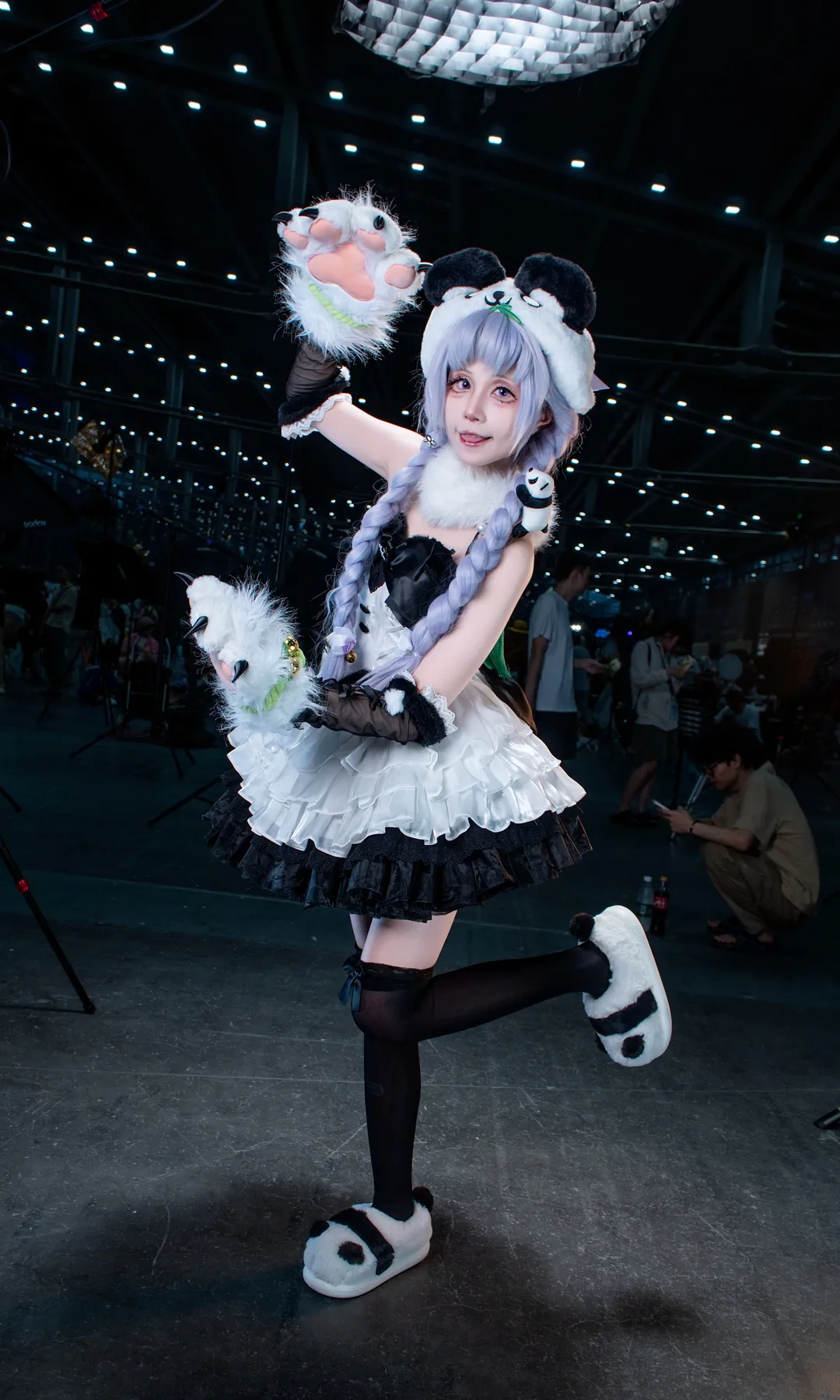 NARAKA: BLADEPOINT, イベント写真, 沈妙 コスプレ, パンダテーマのコスプレ, 肉球手袋 - 7枚目