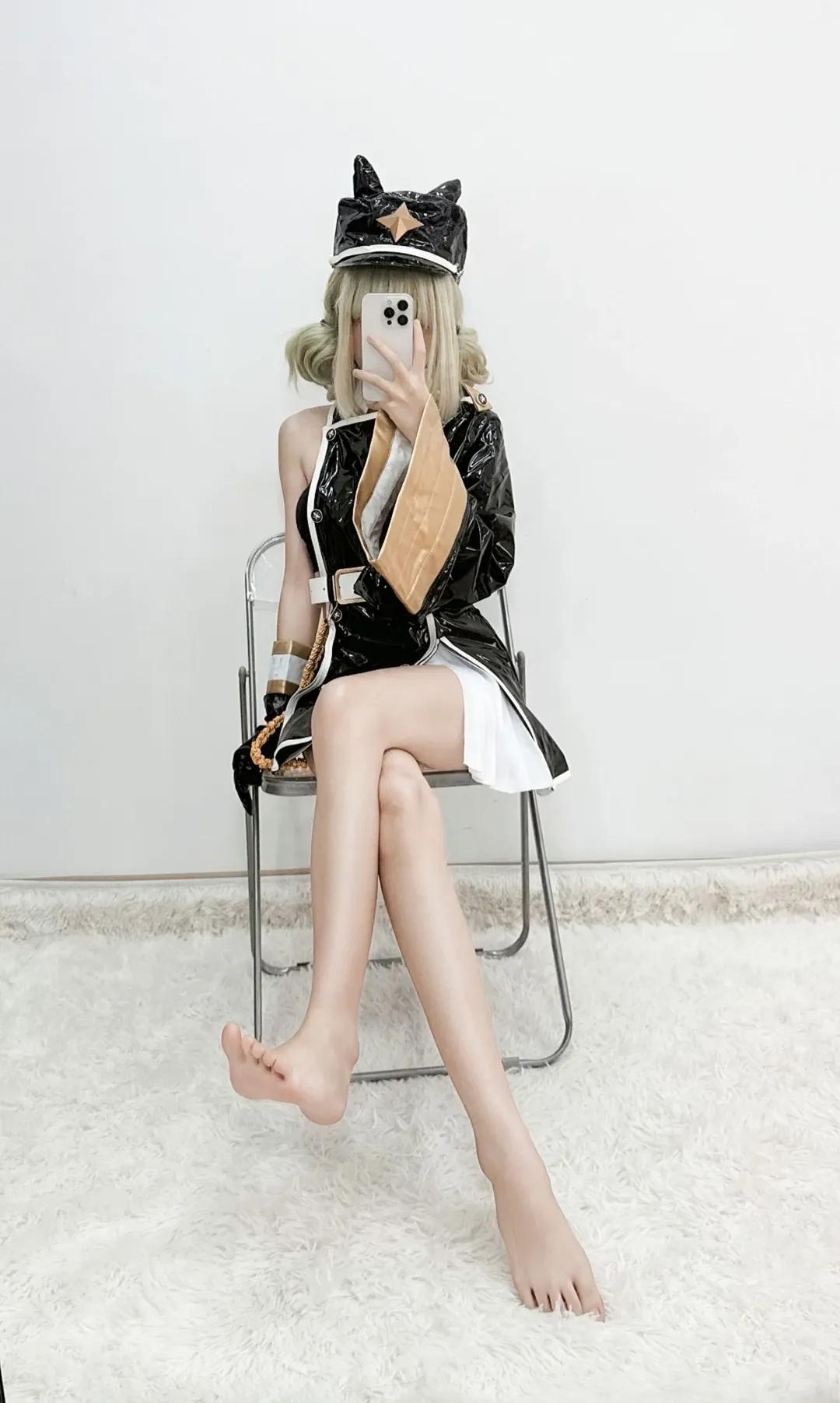 对镜自拍, 阿良河基维cos, 憧憬成为魔法少女, 漆皮长靴, 角色扮演穿搭