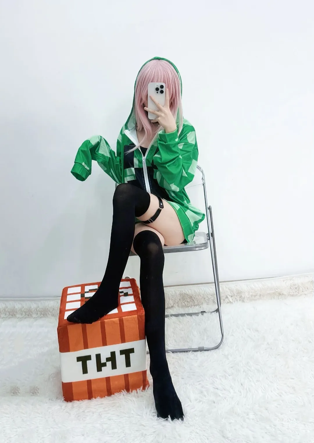 穿搭分享, cosplay道具, 苦力怕娘cos, 我的世界, 像素风穿搭