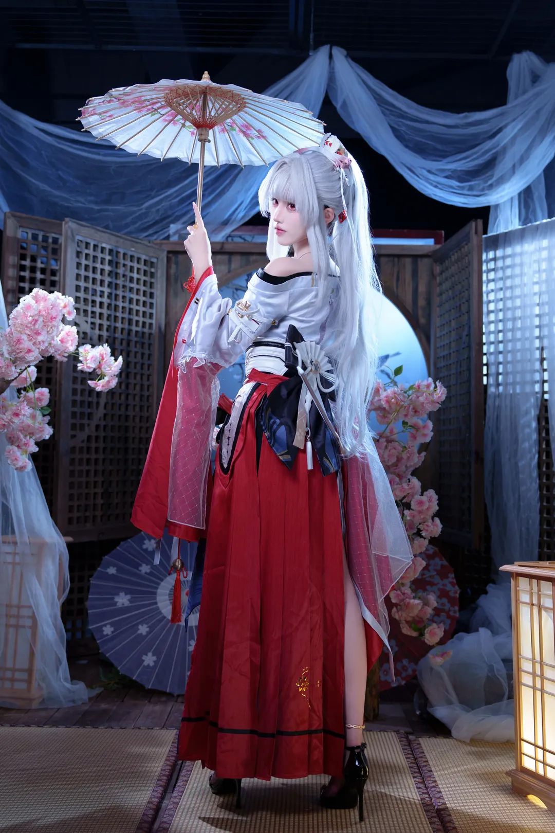 鸣潮, 二次元摄影, 绯雪cos, cosplay正片, 和风巫女 - 第4张