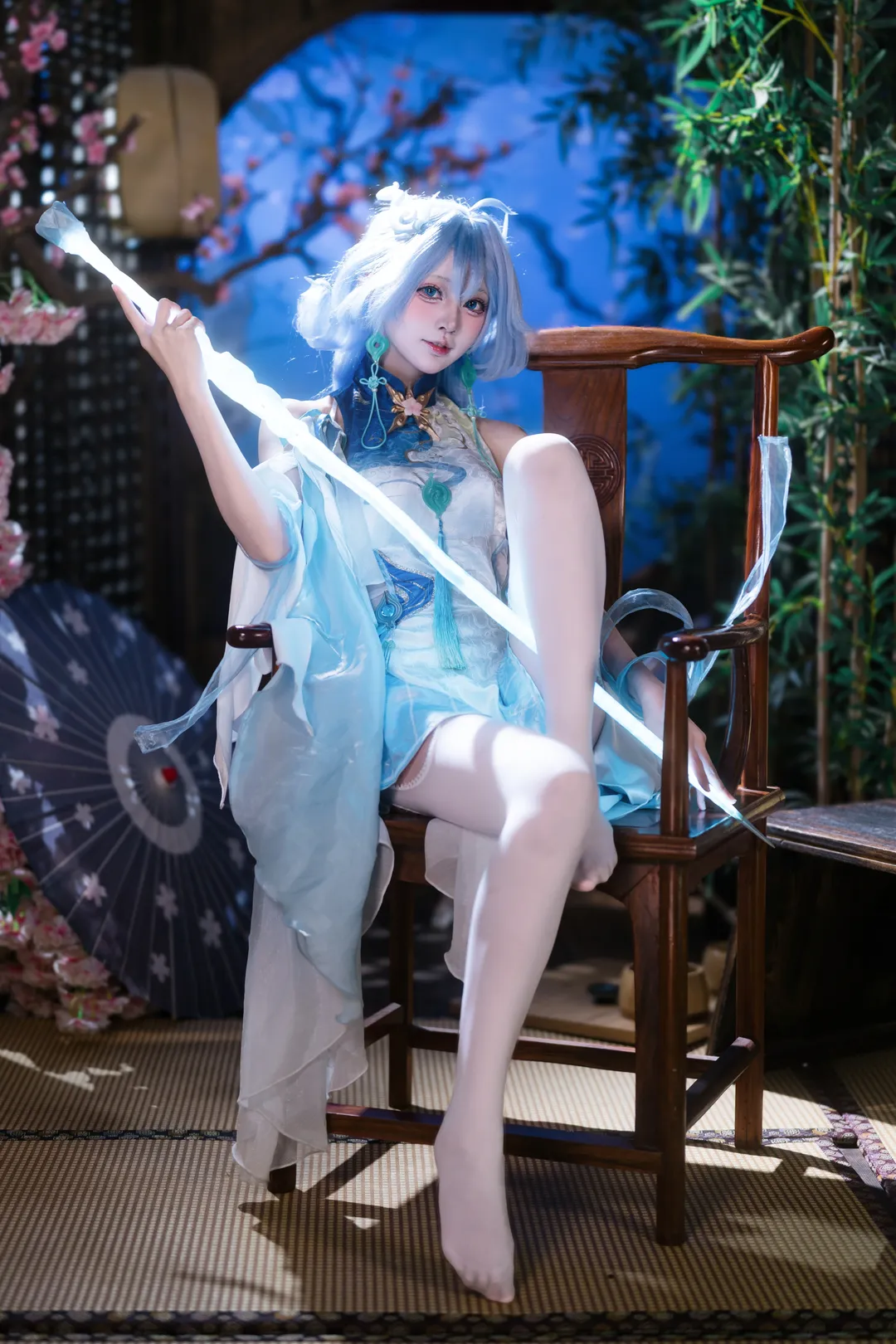 Wuthering Waves, Anime-style photography, Sony mirrorless camera, Ancient style portrait, Qingxiao cosplay - Image 1