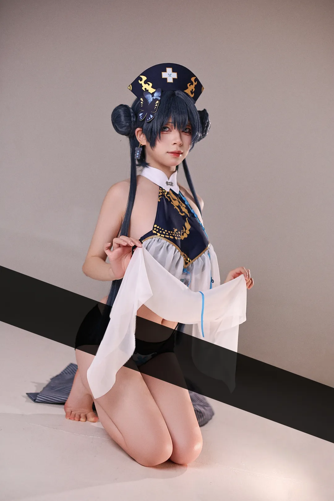 Misaki cosplay, Cosplay photography, Blue hair style, Studio portrait, Modified Chinese-style clothing