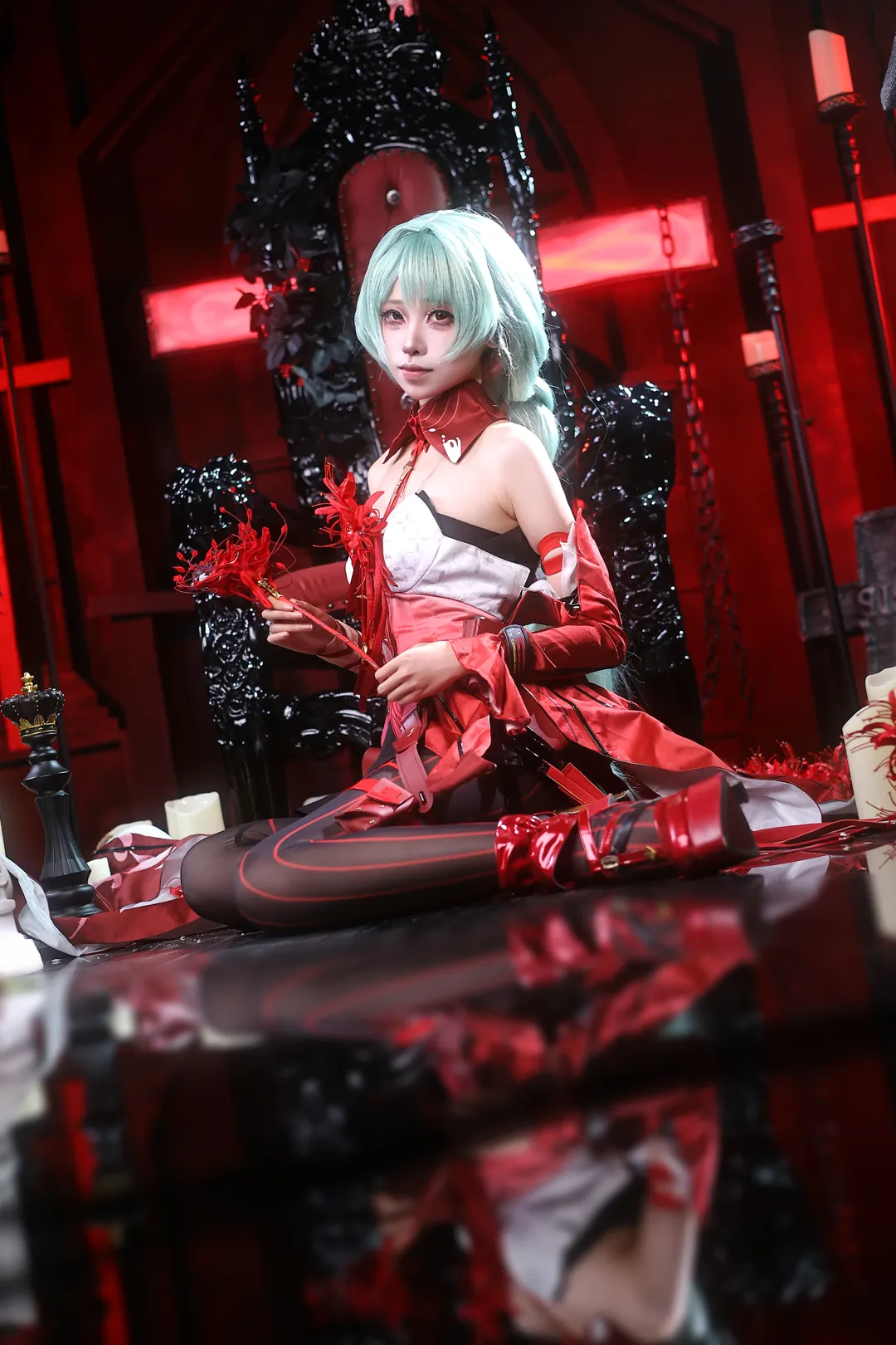 鸣潮, 弗洛洛cos, cosplay分享, 哥特风cosplay, 暗黑系摄影
