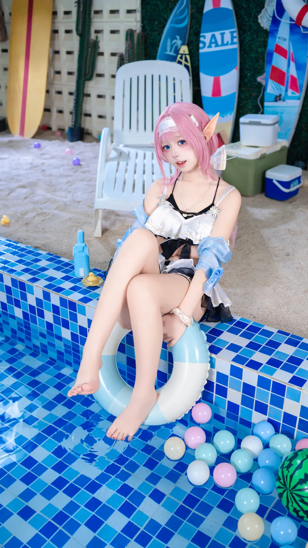 爱莉希雅cos, 二次元cosplay, 夏日泳装, 泳池拍照, 玩水季节 - 第4张